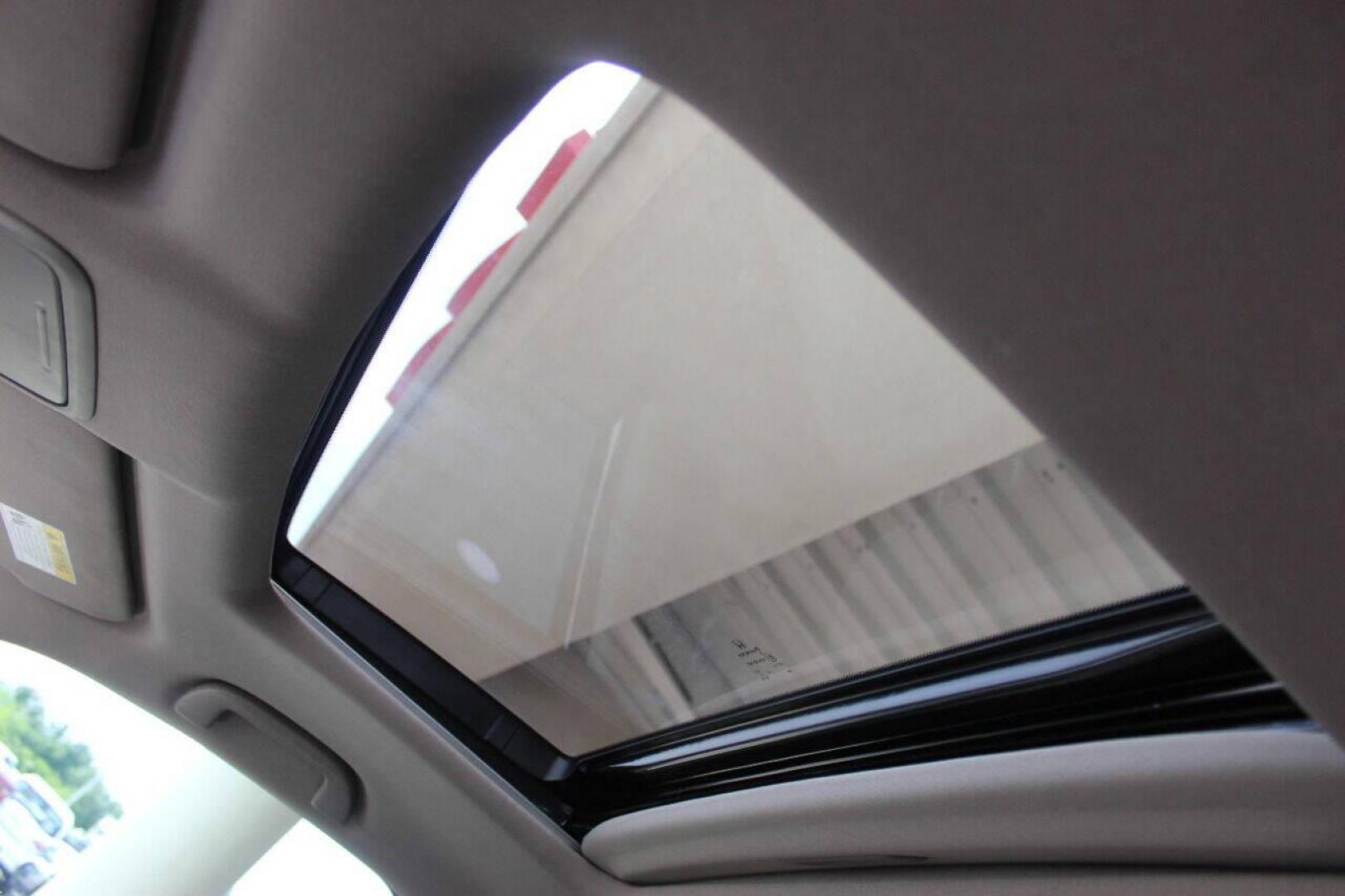 2017 White Honda Pilot Touring 2WD (5FNYF5H96HB) with an 3.5L V6 SOHC 24V engine, 9A transmission, located at 4301 NW 39th , Oklahoma City, OK, 73112, (405) 949-5600, 35.512135, -97.598671 - NO DRIVERS LICENCE NO-FULL COVERAGE INSURANCE-NO CREDIT CHECK. COME ON OVER TO SUPERSPORTS AND TAKE A LOOK AND TEST DRIVE PLEASE GIVE US A CALL AT (405) 949-5600. NO LICENSIA DE MANEJAR- NO SEGURO DE COBERTURA TOTAL- NO VERIFICACCION DE CREDITO. POR FAVOR VENGAN A SUPERSPORTS, ECHE UN VI - Photo#23