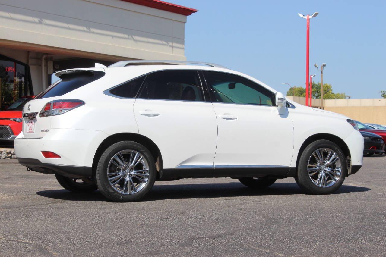 2015 White Lexus RX 350 FWD (2T2ZK1BA3FC) with an 3.5L V6 3.5L V6 engine, Automatic 6-Speed transmission, located at 4301 NW 39th , Oklahoma City, OK, 73112, (405) 949-5600, 35.512135, -97.598671 - Hablamos espanol. SPEND SMART --- BUY FROM SUPER SPORTS. ALL PRICES, DOWN PAYMENTS, PAYMENTS, AND FINANCE TERMS ARE NEGOTIABLE AT THE TIME OF APPROVAL. WE WILL WORK WITH YOU TO FIT YOUR BUDGET. WE WILL EVEN LOWER AND ADJUST THE NUMBERS TO HELP MAKE THE VEHICLE MORE AFFORDABLE FOR YOU.- Photo#2