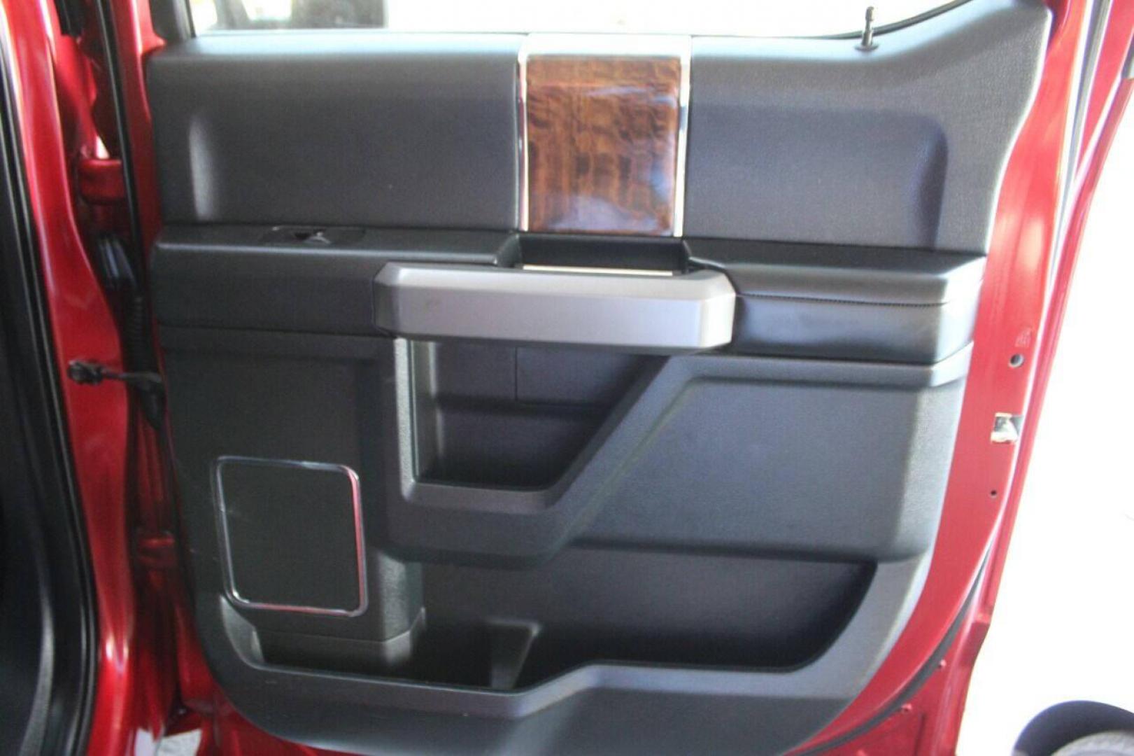2016 Red Ford F-150 XLT SuperCrew 6.5-ft. Bed 4WD (1FTEW1EF6GF) with an 5.0L V8 engine, 6A transmission, located at 4301 NW 39th , Oklahoma City, OK, 73112, (405) 949-5600, 35.512135, -97.598671 - NO DRIVERS LICENCE NO-FULL COVERAGE INSURANCE-NO CREDIT CHECK. COME ON OVER TO SUPERSPORTS AND TAKE A LOOK AND TEST DRIVE. PLEASE GIVE US A CALL AT (405) 949-5600. NO LICENSIA DE MANEJAR- NO SEGURO DE COBERTURA TOTAL- NO VERIFICACCION DE CREDITO. POR FAVOR VENGAN A SUPERSPORTS, ECHE UN - Photo#11