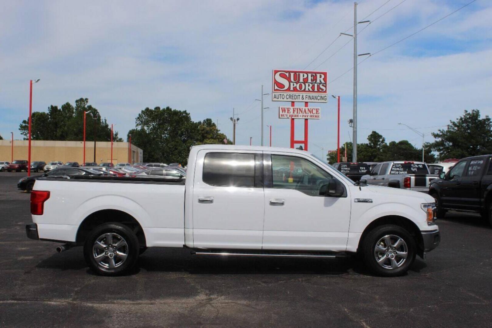 2019 White Ford F-150 King-Ranch SuperCrew 5.5-ft. 2WD (1FTEW1C56KK) with an 5.0L V8 OHV 32V engine, 6A transmission, located at 4301 NW 39th , Oklahoma City, OK, 73112, (405) 949-5600, 35.512135, -97.598671 - Photo#3