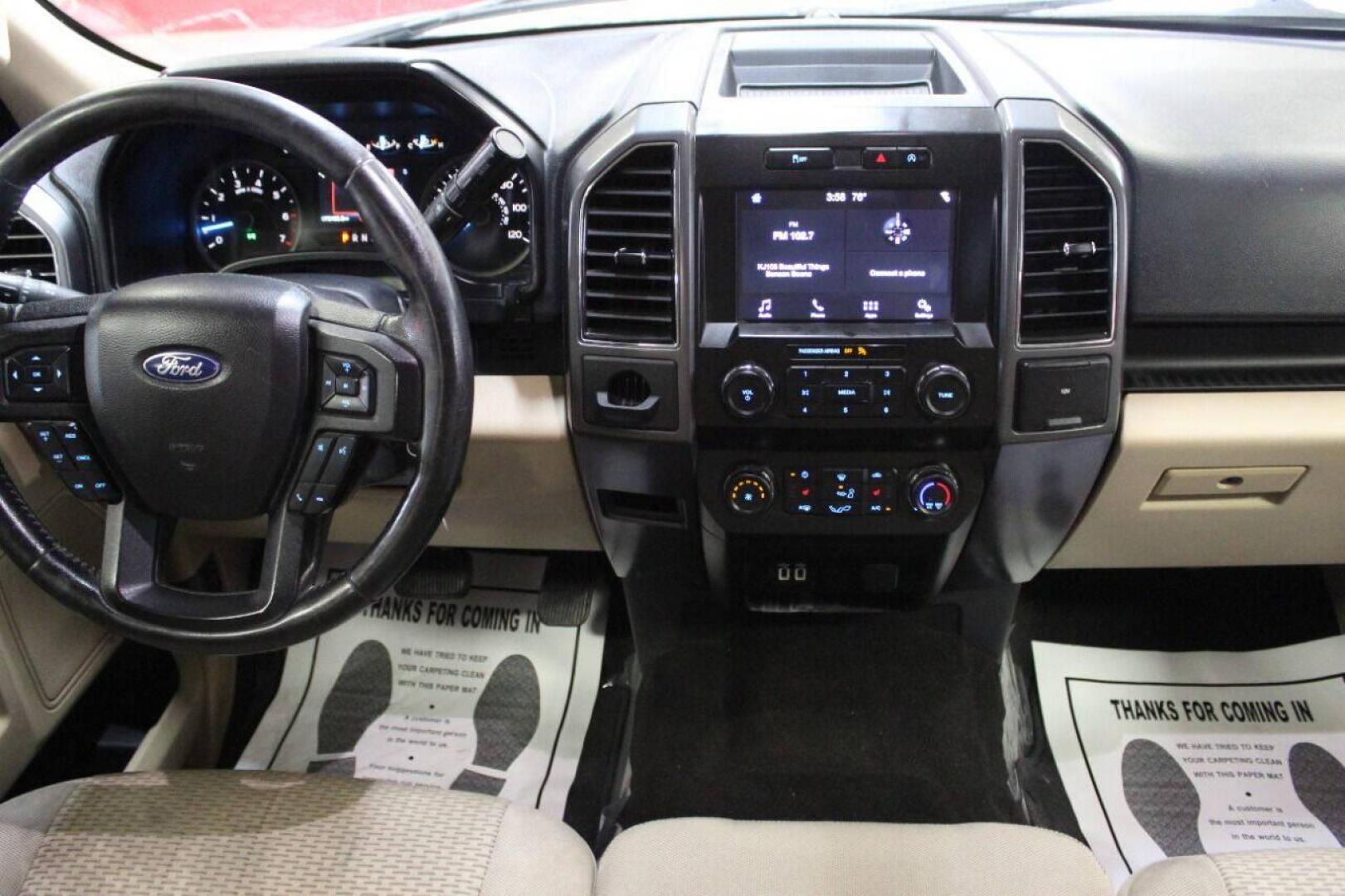 2019 White Ford F-150 King-Ranch SuperCrew 5.5-ft. 2WD (1FTEW1C56KK) with an 5.0L V8 OHV 32V engine, 6A transmission, located at 4301 NW 39th , Oklahoma City, OK, 73112, (405) 949-5600, 35.512135, -97.598671 - Photo#16