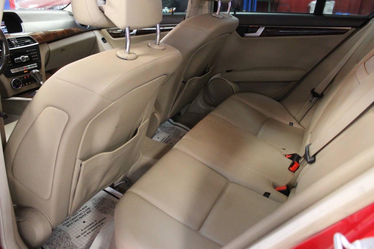 2014 Red Mercedes-Benz C-Class C300 4MATIC Sport Sedan (WDDGF8AB4ER) with an 3.0L V6 DOHC 24V engine, 7-Speed Automatic transmission, located at 4301 NW 39th , Oklahoma City, OK, 73112, (405) 949-5600, 35.512135, -97.598671 - NO DRIVERS LICENCE -NO FULL COVERAGE INSURANCE - NO CREDIT CHECK. COME ON OVER TO SUPERSPORTS, TAKE A LOOK AND TEST DRIVE. PLEASE GIVE US A CALL AT (405) 949-5600. NO LICENCIA DE CONDUCIR - NO SEGURO DE COBERTURA TOTAL - NO VERIFICACION DE CREDITO. VISITENOS EN SUPERSPORTS, MIRE N - Photo#13