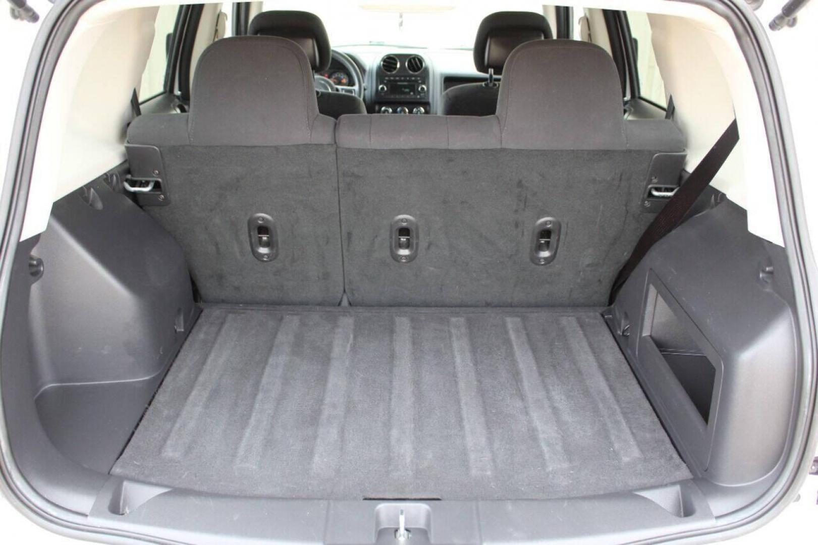 2014 White Jeep Patriot Sport 2WD (1C4NJPBB7ED) with an 2.4L L4 DOHC 16V engine, Automatic 6-Speed transmission, located at 4301 NW 39th , Oklahoma City, OK, 73112, (405) 949-5600, 35.512135, -97.598671 - NO DRIVERS LICENCE NO-FULL COVERAGE INSURANCE-NO CREDIT CHECK. COME ON OVER TO SUPERSPORTS AND TAKE A LOOK AND TEST DRIVE. PLEASE GIVE US A CALL AT (405) 949-5600. NO LICENSIA DE MANEJAR- NO SEGURO DE COBERTURA TOTAL- NO VERIFICACCION DE CREDITO. POR FAVOR VENGAN A SUPERSPORTS, ECHE UN - Photo#12
