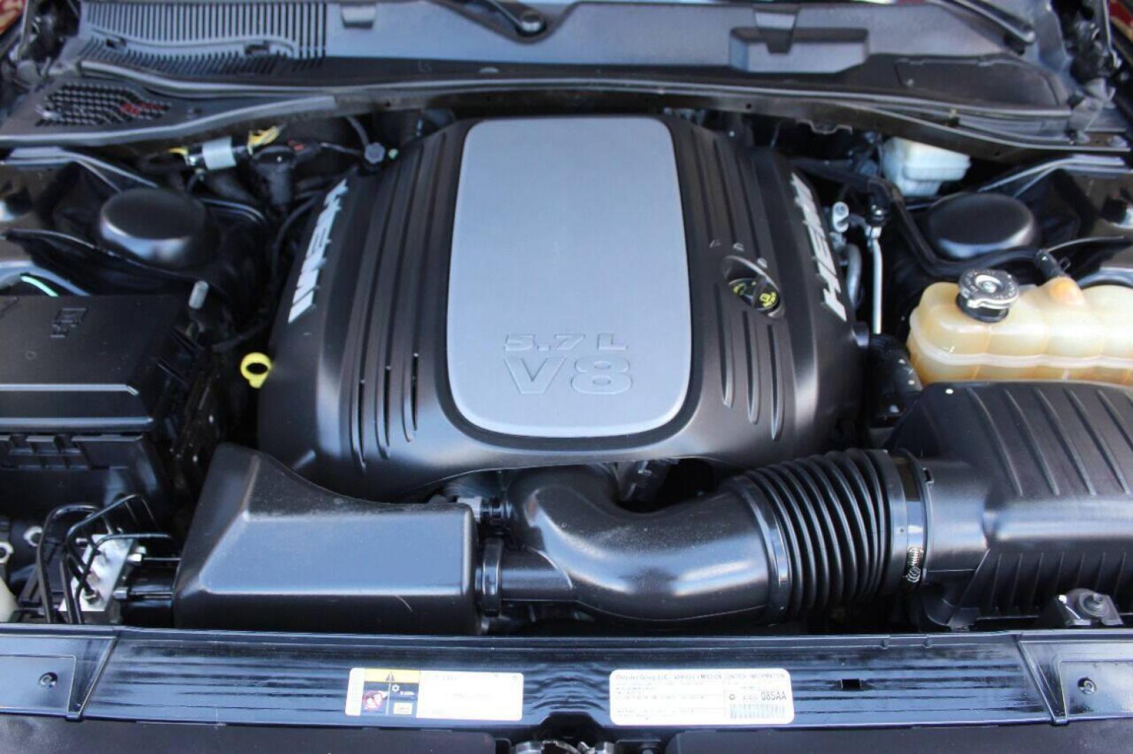 2014 Black Dodge Challenger R/T (2C3CDYBT8EH) with an 5.7L V8 OHV 16V engine, Automatic 5-Speed transmission, located at 4301 NW 39th , Oklahoma City, OK, 73112, (405) 949-5600, 35.512135, -97.598671 - NO DRIVERS LICENCE NO-FULL COVERAGE INSURANCE-NO CREDIT CHECK. COME ON OVER TO SUPERSPORTS AND TAKE A LOOK AND TEST DRIVE. PLEASE GIVE US A CALL AT (405) 949-5600. NO LICENSIA DE MANEJAR- NO SEGURO DE COBERTURA TOTAL- NO VERIFICACCION DE CREDITO. POR FAVOR VENGAN A SUPERSPORTS, ECHE UN - Photo#7