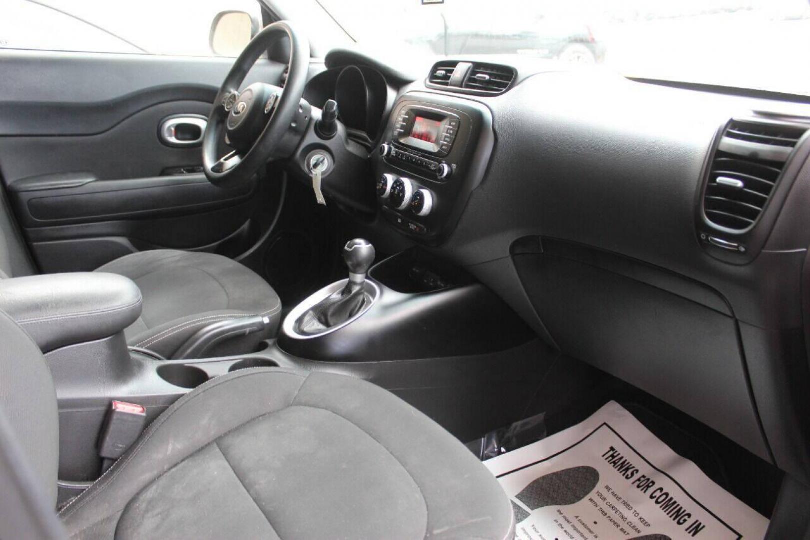 2014 Tan Kia Soul Base (KNDJN2A28E7) with an 1.6L L4 DOHC 16V engine, Automatic 6-Speed transmission, located at 4301 NW 39th , Oklahoma City, OK, 73112, (405) 949-5600, 35.512135, -97.598671 - Photo#8