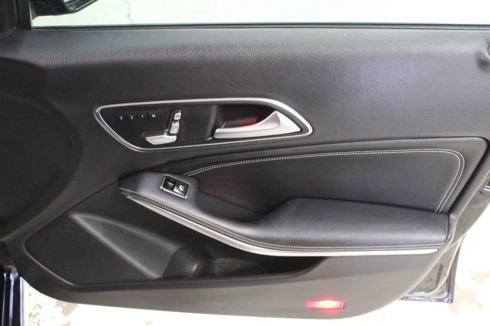 2018 Black Mercedes-Benz CLA-Class CLA250 (WDDSJ4EB8JN) with an 2.0L L4 DOHC 16V engine, 7A transmission, located at 4301 NW 39th , Oklahoma City, OK, 73112, (405) 949-5600, 35.512135, -97.598671 - NO DRIVERS LICENCE NO-FULL COVERAGE INSURANCE-NO CREDIT CHECK. COME ON OVER TO SUPERSPORTS AND TAKE A LOOK AND TEST DRIVE. PLEASE GIVE US A CALL AT (405) 949-5600. NO LICENSIA DE MANEJAR- NO SEGURO DE COBERTURA TOTAL- NO VERIFICACCION DE CREDITO. POR FAVOR VENGAN A SUPERSPORTS, ECHE UN - Photo#9