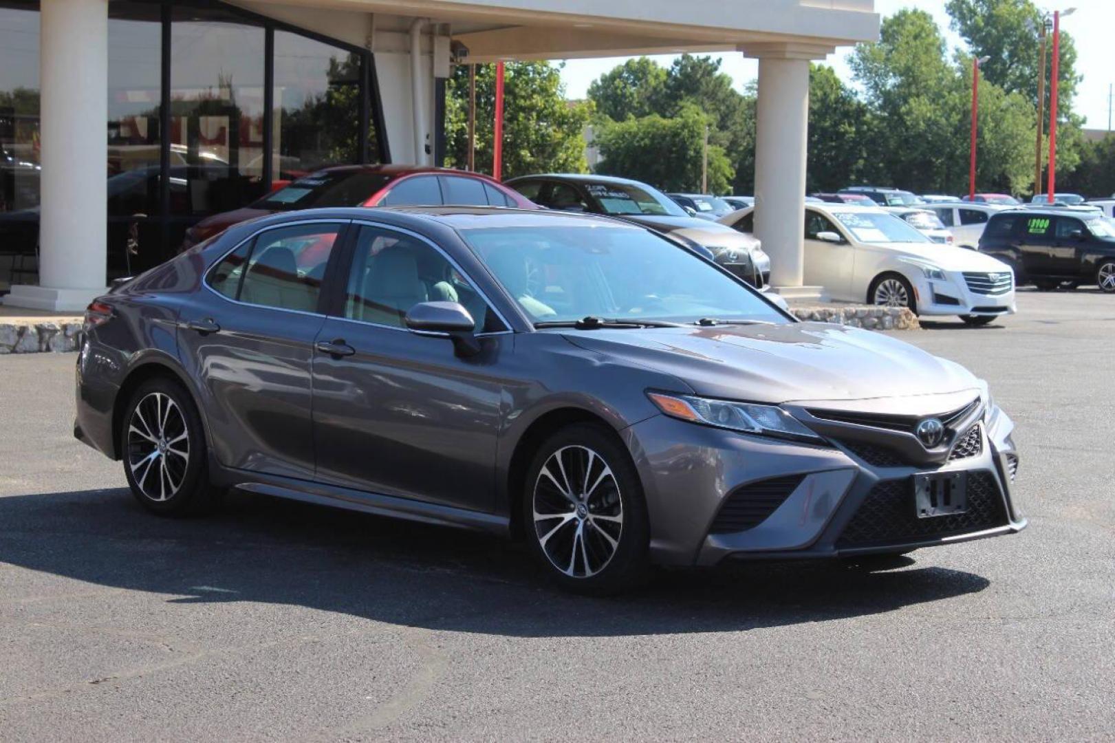 2018 Gray Toyota Camry LE (4T1B11HK1JU) with an 2.5L L4 DOHC 16V engine, 8A transmission, located at 4301 NW 39th , Oklahoma City, OK, 73112, (405) 949-5600, 35.512135, -97.598671 - Photo#0