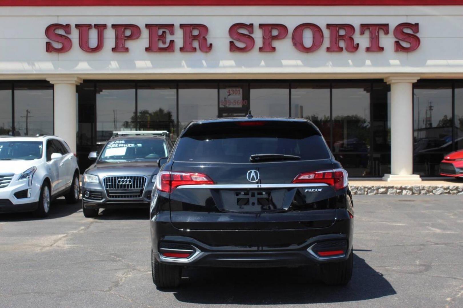 2018 Black Acura RDX 6-Spd AT (5J8TB3H34JL) with an 3.5L V6 DOHC 24V engine, 6A transmission, located at 4301 NW 39th , Oklahoma City, OK, 73112, (405) 949-5600, 35.512135, -97.598671 - NO DRIVERS LICENCE NO-FULL COVERAGE INSURANCE-NO CREDIT CHECK. COME ON OVER TO SUPERSPORTS AND TAKE A LOOK AND TEST DRIVE. PLEASE GIVE US A CALL AT (405) 949-5600. NO LICENSIA DE MANEJAR- NO SEGURO DE COBERTURA TOTAL- NO VERIFICACCION DE CREDITO. POR FAVOR VENGAN A SUPERSPORTS, ECHE UN - Photo#5