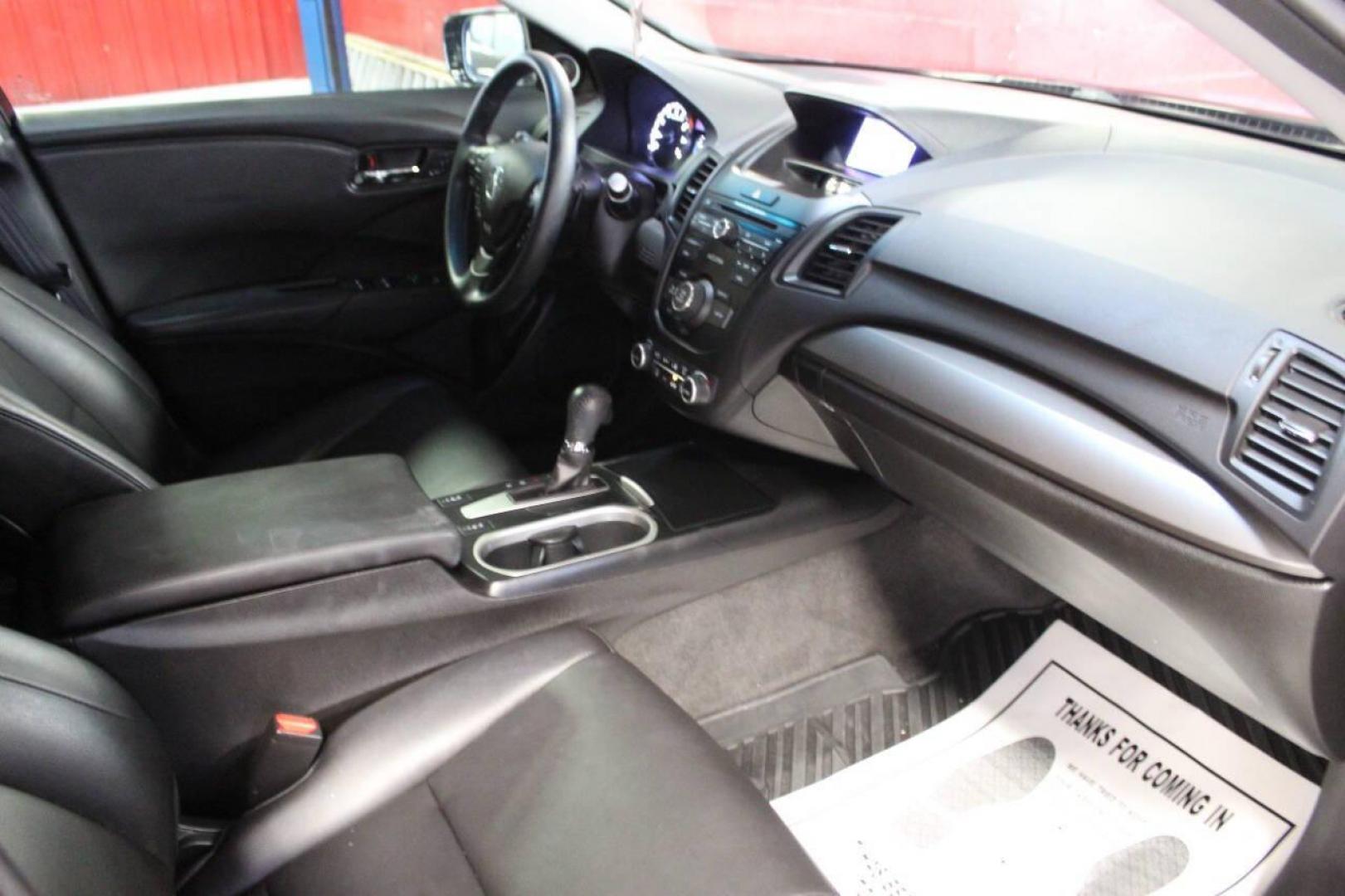 2018 Black Acura RDX 6-Spd AT (5J8TB3H34JL) with an 3.5L V6 DOHC 24V engine, 6A transmission, located at 4301 NW 39th , Oklahoma City, OK, 73112, (405) 949-5600, 35.512135, -97.598671 - NO DRIVERS LICENCE NO-FULL COVERAGE INSURANCE-NO CREDIT CHECK. COME ON OVER TO SUPERSPORTS AND TAKE A LOOK AND TEST DRIVE. PLEASE GIVE US A CALL AT (405) 949-5600. NO LICENSIA DE MANEJAR- NO SEGURO DE COBERTURA TOTAL- NO VERIFICACCION DE CREDITO. POR FAVOR VENGAN A SUPERSPORTS, ECHE UN - Photo#9