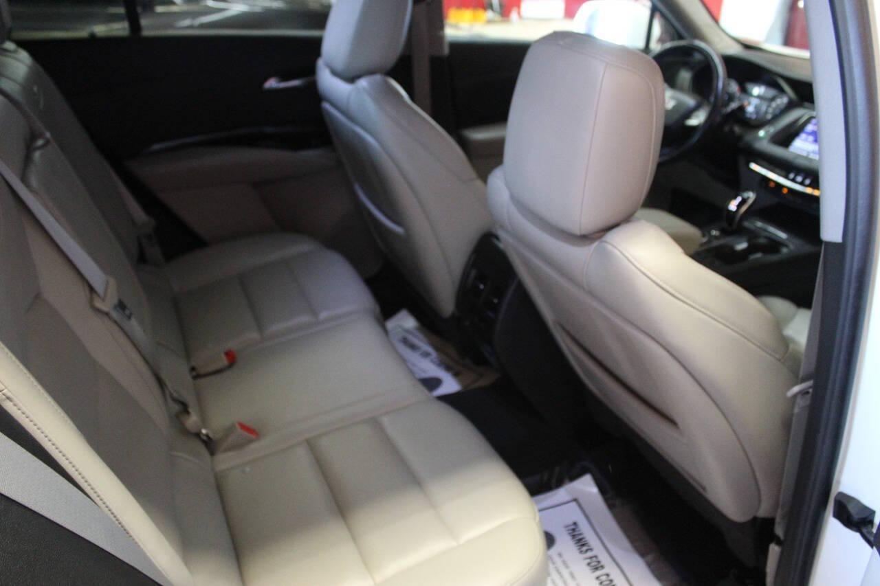 2021 White Cadillac XT4 Premium Luxury AWD (1GYFZDR46MF) with an 2.0L I4 Turbocharger 2.0L I4 engine, Automatic 9-Speed transmission, located at 4301 NW 39th , Oklahoma City, OK, 73112, (405) 949-5600, 35.512135, -97.598671 - NO DRIVERS LICENCE NO-FULL COVERAGE INSURANCE-NO CREDIT CHECK. COME ON OVER TO SUPERSPORTS AND TAKE A LOOK AND TEST DRIVE. PLEASE GIVE US A CALL AT (405) 949-5600. NO LICENSIA DE MANEJAR- NO SEGURO DE COBERTURA TOTAL- NO VERIFICACCION DE CREDITO. POR FAVOR VENGAN A SUPERSPORTS, ECHE UN - Photo#10