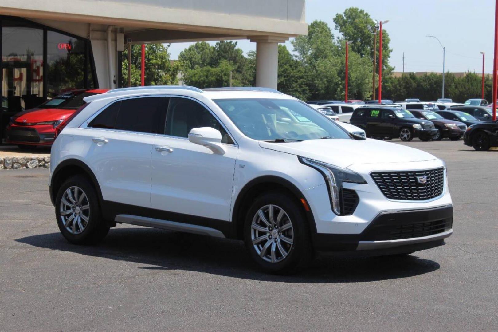 2021 White Cadillac XT4 Premium Luxury AWD (1GYFZDR46MF) with an 2.0L L4 DOHC 16V engine, 9A transmission, located at 4301 NW 39th , Oklahoma City, OK, 73112, (405) 949-5600, 35.512135, -97.598671 - NO DRIVERS LICENCE NO-FULL COVERAGE INSURANCE-NO CREDIT CHECK. COME ON OVER TO SUPERSPORTS AND TAKE A LOOK AND TEST DRIVE. PLEASE GIVE US A CALL AT (405) 949-5600. NO LICENSIA DE MANEJAR- NO SEGURO DE COBERTURA TOTAL- NO VERIFICACCION DE CREDITO. POR FAVOR VENGAN A SUPERSPORTS, ECHE UN - Photo#0