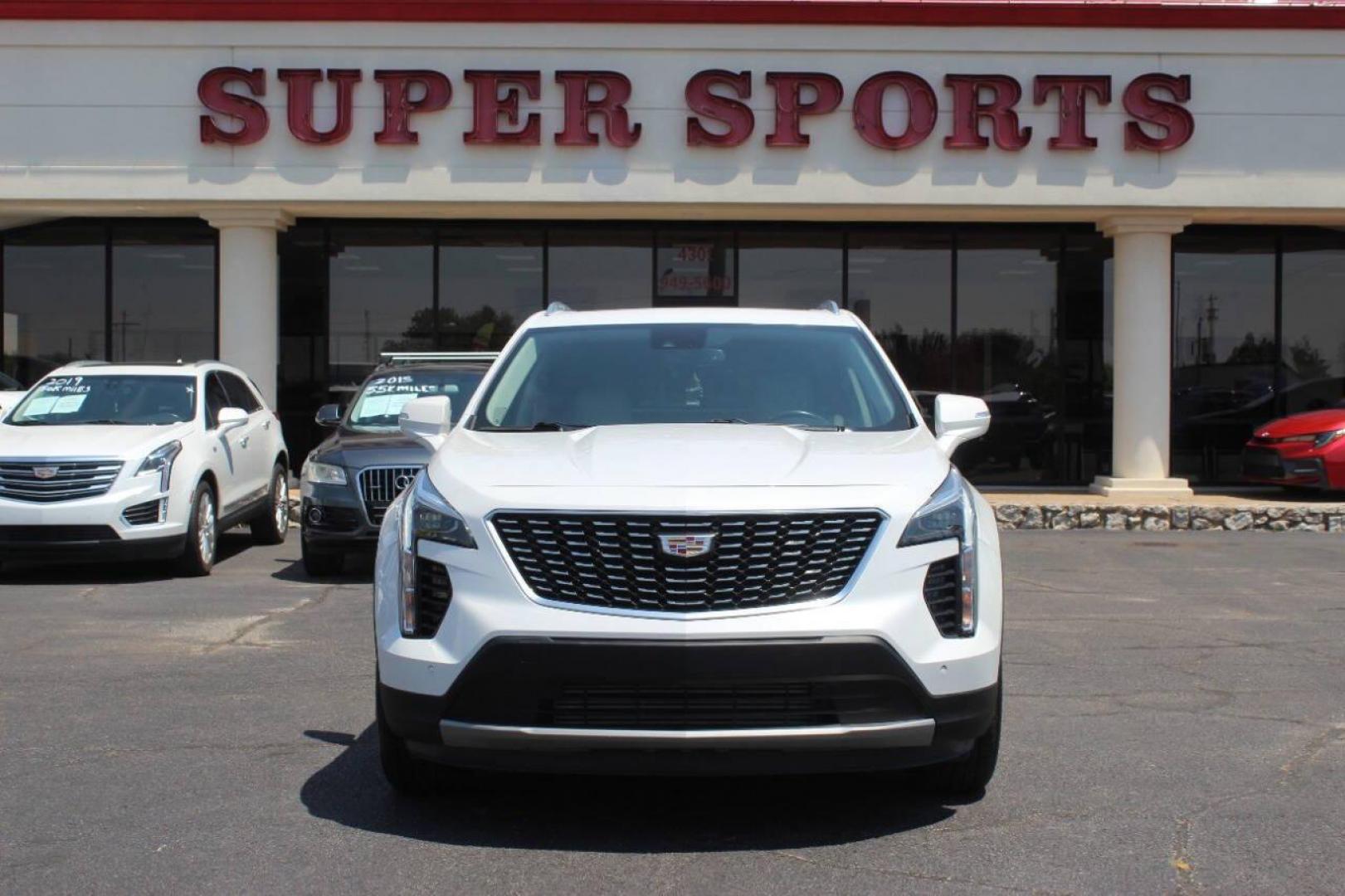 2021 White Cadillac XT4 Premium Luxury AWD (1GYFZDR46MF) with an 2.0L L4 DOHC 16V engine, 9A transmission, located at 4301 NW 39th , Oklahoma City, OK, 73112, (405) 949-5600, 35.512135, -97.598671 - NO DRIVERS LICENCE NO-FULL COVERAGE INSURANCE-NO CREDIT CHECK. COME ON OVER TO SUPERSPORTS AND TAKE A LOOK AND TEST DRIVE. PLEASE GIVE US A CALL AT (405) 949-5600. NO LICENSIA DE MANEJAR- NO SEGURO DE COBERTURA TOTAL- NO VERIFICACCION DE CREDITO. POR FAVOR VENGAN A SUPERSPORTS, ECHE UN - Photo#2
