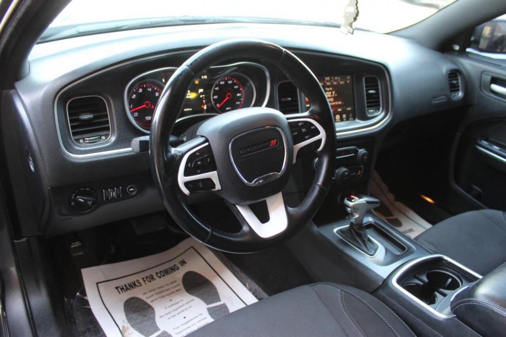 2016 Gray Dodge Charger SXT AWD (2C3CDXJG4GH) with an 3.6L V6 DOHC 24V engine, 8A transmission, located at 4301 NW 39th , Oklahoma City, OK, 73112, (405) 949-5600, 35.512135, -97.598671 - Photo#15