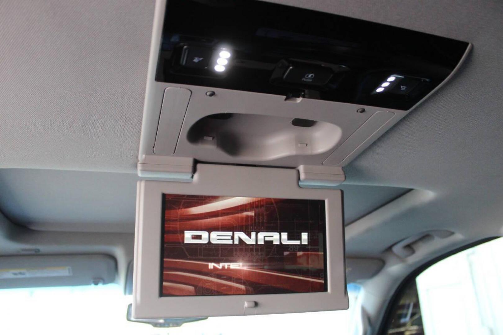 2016 White GMC Yukon Denali 4WD (1GKS2CKJ8GR) with an 6.2L V8 OHV 16V engine, 6A transmission, located at 4301 NW 39th , Oklahoma City, OK, 73112, (405) 949-5600, 35.512135, -97.598671 - NO DRIVERS LICENCE NO-FULL COVERAGE INSURANCE-NO CREDIT CHECK. COME ON OVER TO SUPERSPORTS AND TAKE A LOOK AND TEST DRIVE. PLEASE GIVE US A CALL AT (405) 949-5600. NO LICENSIA DE MANEJAR- NO SEGURO DE COBERTURA TOTAL- NO VERIFICACCION DE CREDITO. POR FAVOR VENGAN A SUPERSPORTS, ECHE UN - Photo#19