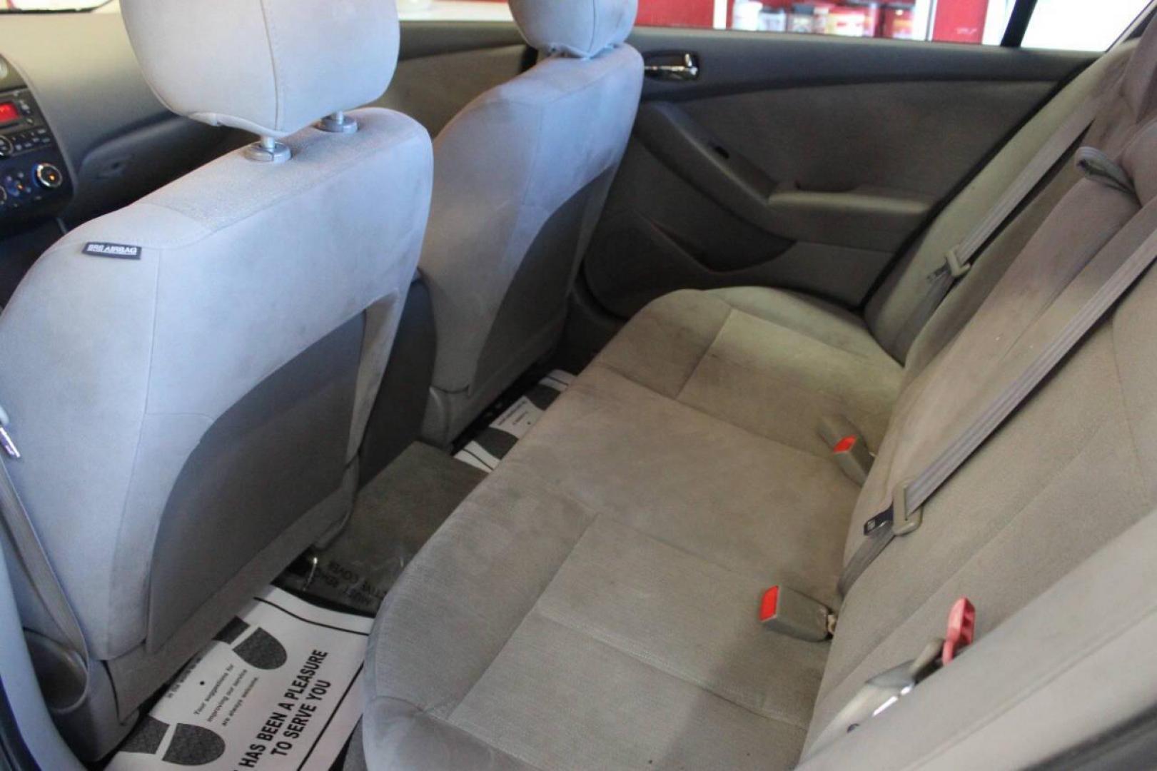 2012 White Nissan Altima 2.5 S (1N4AL2AP3CC) with an 2.5L L4 DOHC 16V engine, CVT transmission, located at 4301 NW 39th , Oklahoma City, OK, 73112, (405) 949-5600, 35.512135, -97.598671 - Photo#13