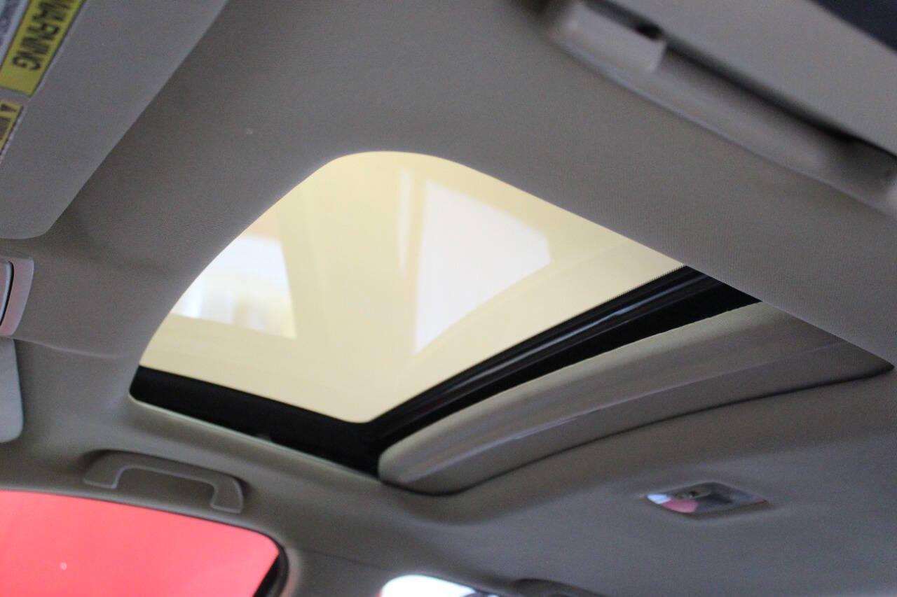 2016 Teal Honda CR-V EX-L AWD (2HKRM4H75GH) with an 2.4L L4 DOHC 16V engine, CVT transmission, located at 4301 NW 39th , Oklahoma City, OK, 73112, (405) 949-5600, 35.512135, -97.598671 - NO DRIVERS LICENCE -NO FULL COVERAGE INSURANCE - NO CREDIT CHECK. COME ON OVER TO SUPERSPORTS, TAKE A LOOK AND TEST DRIVE. PLEASE GIVE US A CALL AT (405) 949-5600. NO LICENCIA DE CONDUCIR - NO SEGURO DE COBERTURA TOTAL - NO VERIFICACION DE CREDITO. VISITENOS EN SUPERSPORTS, MIRE NUESTRO - Photo#15