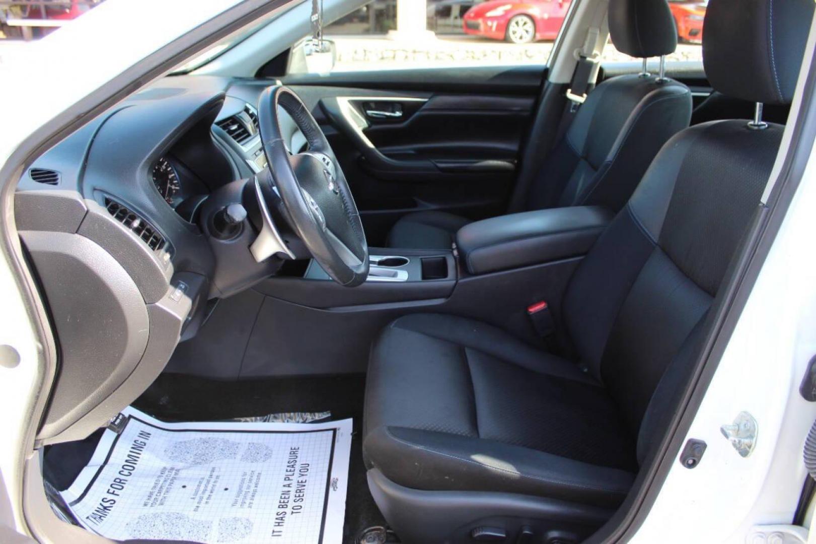 2017 White Nissan Altima 2.5 S (1N4AL3AP5HN) with an 2.5L L4 DOHC 16V engine, CVT transmission, located at 4301 NW 39th , Oklahoma City, OK, 73112, (405) 949-5600, 35.512135, -97.598671 - NO DRIVERS LICENCE -NO FULL COVERAGE INSURANCE - NO CREDIT CHECK. COME ON OVER TO SUPERSPORTS, TAKE A LOOK AND TEST DRIVE. PLEASE GIVE US A CALL AT (405) 949-5600. NO LICENCIA DE CONDUCIR - NO SEGURO DE COBERTURA TOTAL - NO VERIFICACION DE CREDITO. VISITENOS EN SUPERSPORTS, MIRE NUESTRO - Photo#15