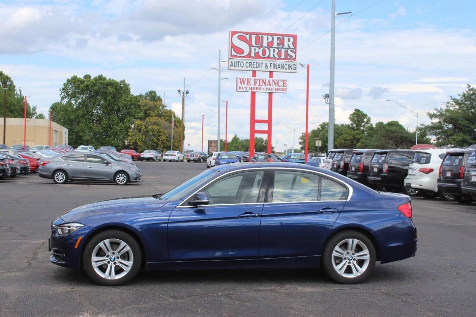 2018 Blue BMW 3-Series 330i xDrive SULEV Sedan (WBA8D9G51JN) with an 3.0L L6 DOHC 24V engine, 8A transmission, located at 4301 NW 39th , Oklahoma City, OK, 73112, (405) 949-5600, 35.512135, -97.598671 - NO DRIVERS LICENCE NO-FULL COVERAGE INSURANCE-NO CREDIT CHECK. COME ON OVER TO SUPERSPORTS AND TAKE A LOOK AND TEST DRIVE. PLEASE GIVE US A CALL AT (405) 949-5600. NO LICENSIA DE MANEJAR- NO SEGURO DE COBERTURA TOTAL- NO VERIFICACCION DE CREDITO. POR FAVOR VENGAN A SUPERSPORTS, ECHE UN - Photo#7