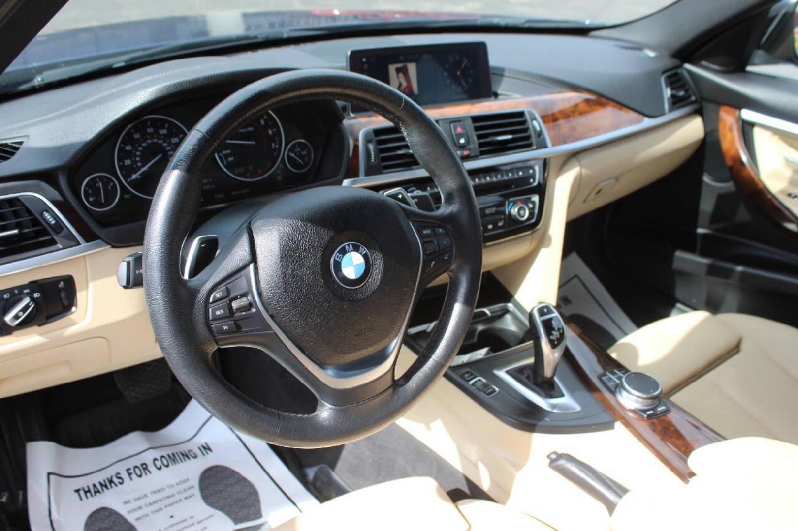 2018 Blue BMW 3-Series 330i xDrive SULEV Sedan (WBA8D9G51JN) with an 3.0L L6 DOHC 24V engine, 8A transmission, located at 4301 NW 39th , Oklahoma City, OK, 73112, (405) 949-5600, 35.512135, -97.598671 - NO DRIVERS LICENCE NO-FULL COVERAGE INSURANCE-NO CREDIT CHECK. COME ON OVER TO SUPERSPORTS AND TAKE A LOOK AND TEST DRIVE. PLEASE GIVE US A CALL AT (405) 949-5600. NO LICENSIA DE MANEJAR- NO SEGURO DE COBERTURA TOTAL- NO VERIFICACCION DE CREDITO. POR FAVOR VENGAN A SUPERSPORTS, ECHE UN - Photo#16