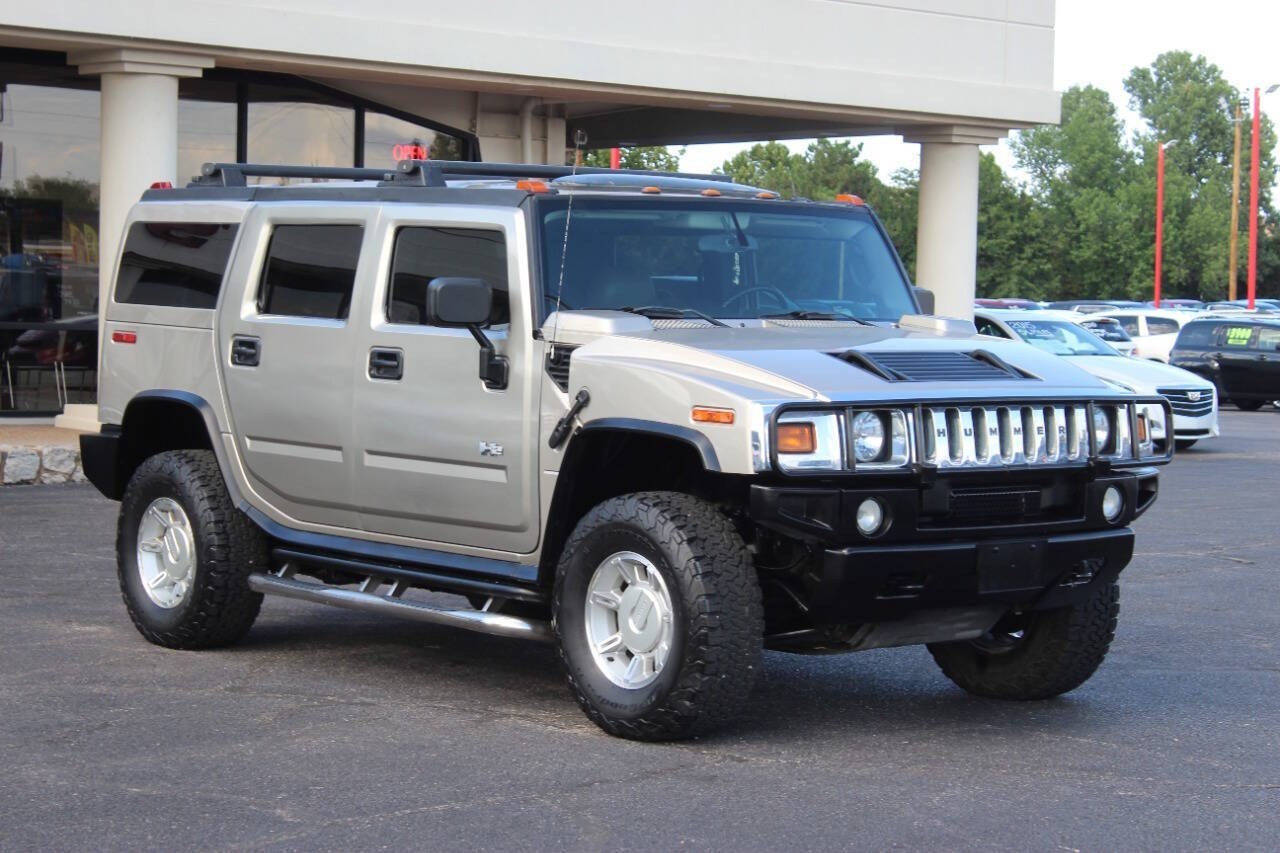 2005 Gold HUMMER H2 SUV (5GRGN23U45H) with an 6.0L V8 6.0L V8 engine, Automatic 4-Speed transmission, located at 4301 NW 39th , Oklahoma City, OK, 73112, (405) 949-5600, 35.512135, -97.598671 - Hablamos espaol. SPEND SMART --- BUY FROM SUPER SPORTS. ASKING WHOLESALE CASH PRICE: $15,900 (CASH ONLY) PLUS $100 PROCESSING FEE. ALL PRICES, DOWN PAYMENTS, PAYMENTS, AND FINANCE TERMS ARE NEGOTIABLE AT THE TIME OF APPROVAL. WE WILL WORK WITH YOU TO FIT YOUR BUDGET. WE WILL EVEN LOW - Photo#0
