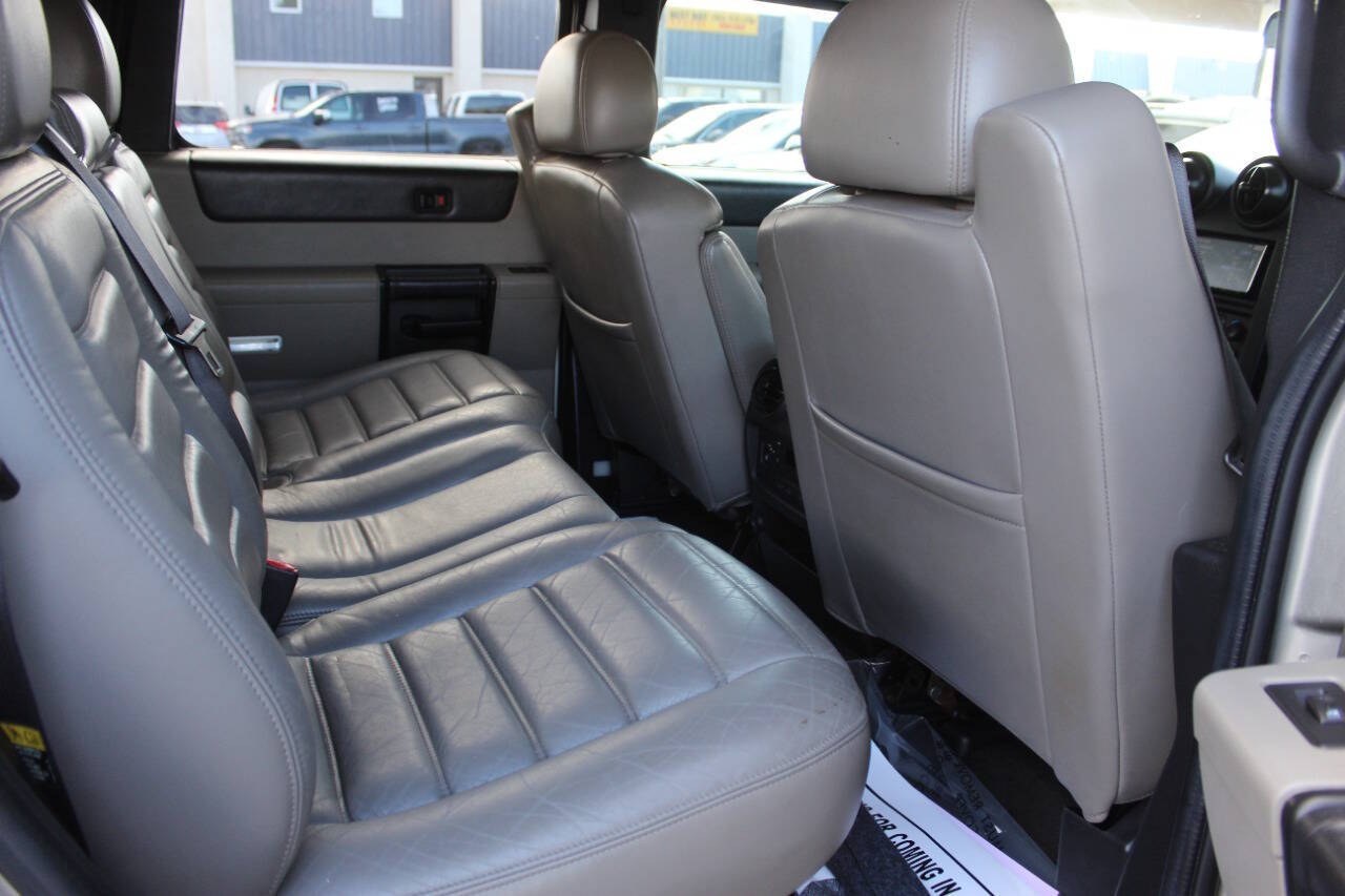 2005 Gold HUMMER H2 SUV (5GRGN23U45H) with an 6.0L V8 6.0L V8 engine, Automatic 4-Speed transmission, located at 4301 NW 39th , Oklahoma City, OK, 73112, (405) 949-5600, 35.512135, -97.598671 - Hablamos espaol. SPEND SMART --- BUY FROM SUPER SPORTS. ASKING WHOLESALE CASH PRICE: $15,900 (CASH ONLY) PLUS $100 PROCESSING FEE. ALL PRICES, DOWN PAYMENTS, PAYMENTS, AND FINANCE TERMS ARE NEGOTIABLE AT THE TIME OF APPROVAL. WE WILL WORK WITH YOU TO FIT YOUR BUDGET. WE WILL EVEN LOW - Photo#10