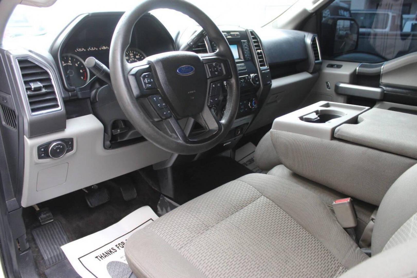 2016 White Ford F-150 XLT SuperCrew 6.5-ft. Bed 4WD (1FTEW1EF0GK) with an 5.0L V8 engine, 6A transmission, located at 4301 NW 39th , Oklahoma City, OK, 73112, (405) 949-5600, 35.512135, -97.598671 - Photo#14