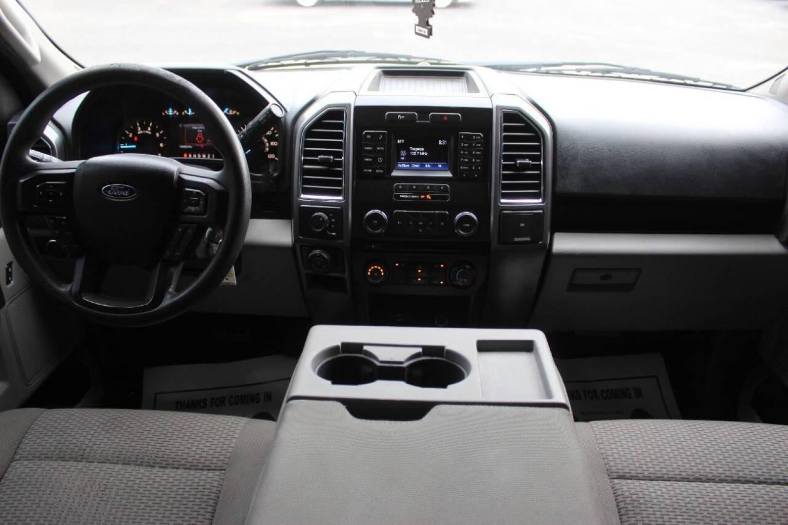2016 White Ford F-150 XLT SuperCrew 6.5-ft. Bed 4WD (1FTEW1EF0GK) with an 5.0L V8 engine, 6A transmission, located at 4301 NW 39th , Oklahoma City, OK, 73112, (405) 949-5600, 35.512135, -97.598671 - Photo#16