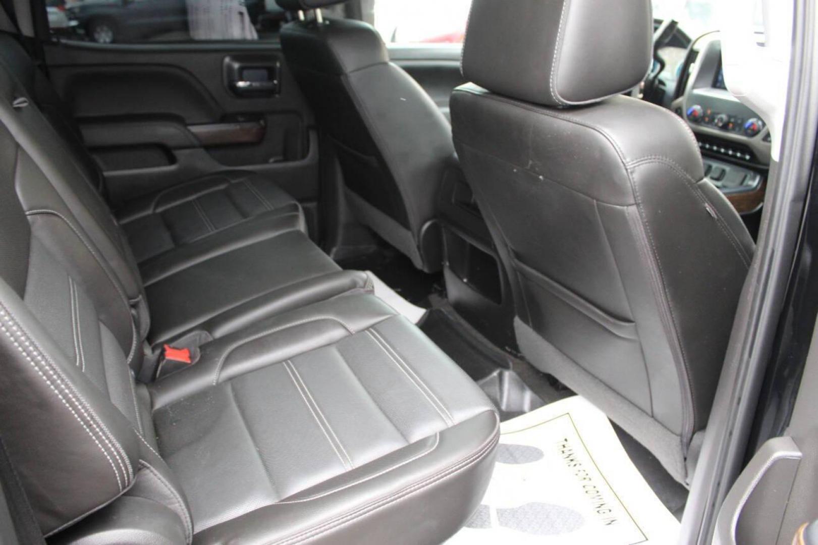 2018 Black GMC Sierra 1500 Denali Crew Cab Long Box 4WD (3GTU2PEJ9JG) with an 6.2L V8 OHV 16V engine, 6A transmission, located at 4301 NW 39th , Oklahoma City, OK, 73112, (405) 949-5600, 35.512135, -97.598671 - NO DRIVERS LICENCE NO-FULL COVERAGE INSURANCE-NO CREDIT CHECK. COME ON OVER TO SUPERSPORTS AND TAKE A LOOK AND TEST DRIVE. PLEASE GIVE US A CALL AT (405) 949-5600. NO LICENSIA DE MANEJAR- NO SEGURO DE COBERTURA TOTAL- NO VERIFICACCION DE CREDITO. POR FAVOR VENGAN A SUPERSPORTS, ECHE UN - Photo#11
