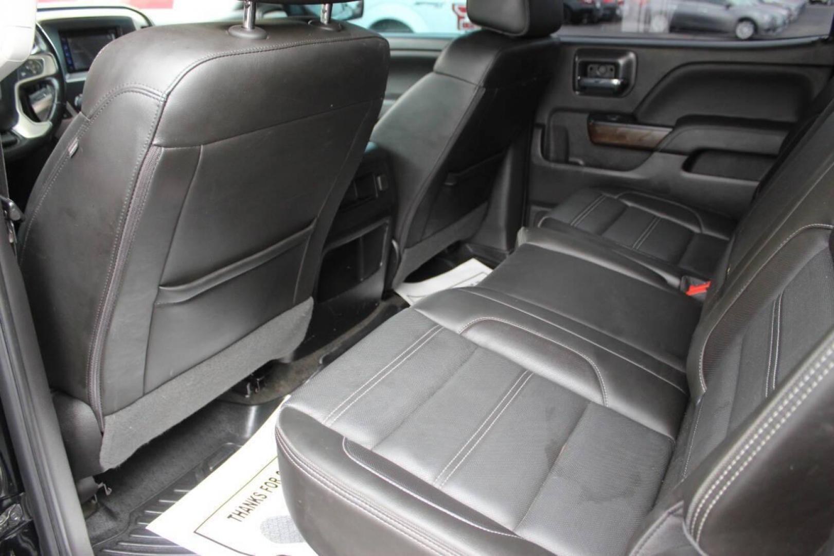 2018 Black GMC Sierra 1500 Denali Crew Cab Long Box 4WD (3GTU2PEJ9JG) with an 6.2L V8 OHV 16V engine, 6A transmission, located at 4301 NW 39th , Oklahoma City, OK, 73112, (405) 949-5600, 35.512135, -97.598671 - NO DRIVERS LICENCE NO-FULL COVERAGE INSURANCE-NO CREDIT CHECK. COME ON OVER TO SUPERSPORTS AND TAKE A LOOK AND TEST DRIVE. PLEASE GIVE US A CALL AT (405) 949-5600. NO LICENSIA DE MANEJAR- NO SEGURO DE COBERTURA TOTAL- NO VERIFICACCION DE CREDITO. POR FAVOR VENGAN A SUPERSPORTS, ECHE UN - Photo#14