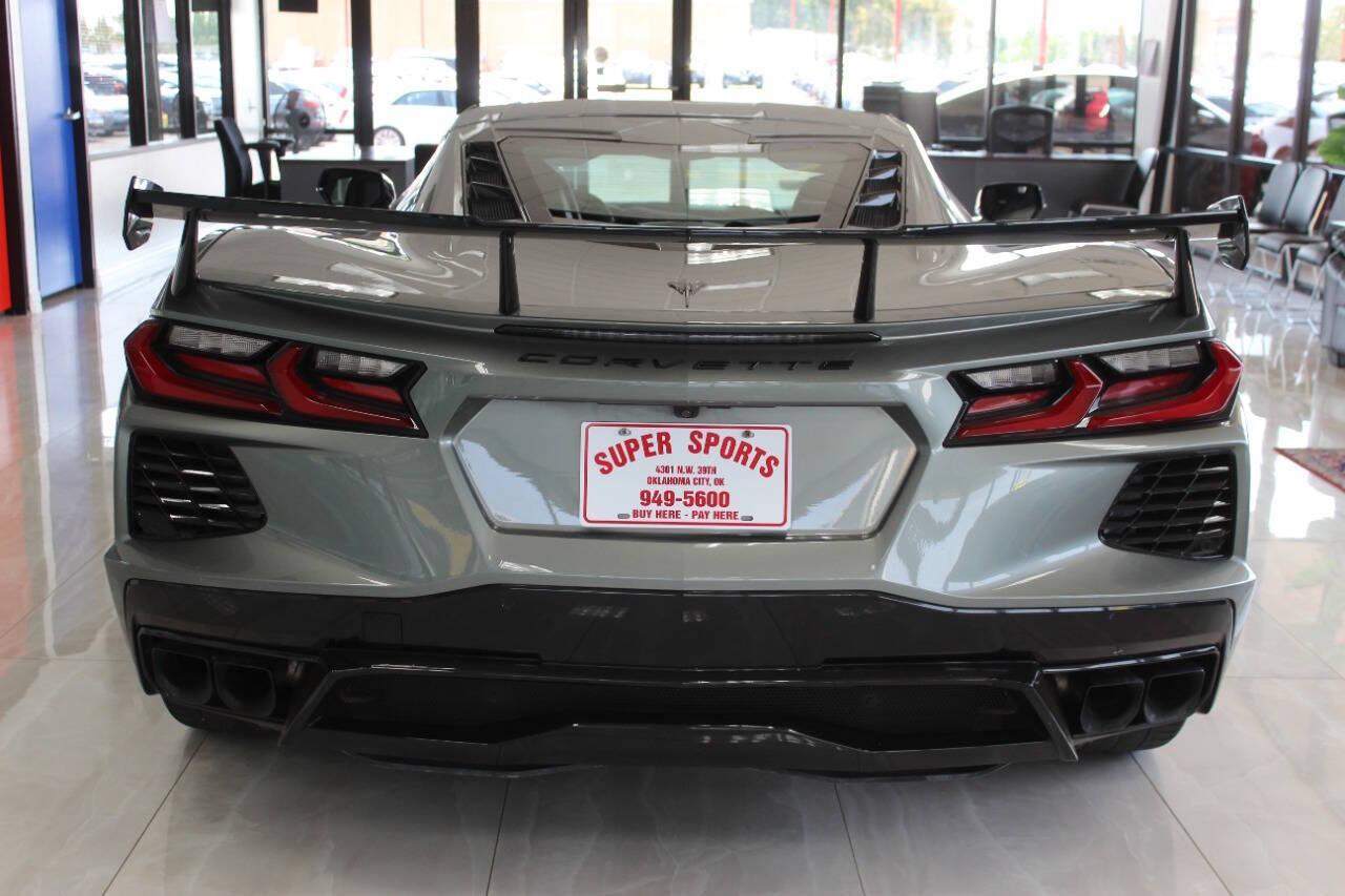 2023 Gray Chevrolet Corvette 1LT Coupe (1G1YA2D41P5) with an 6.2L V8 engine, 8A transmission, located at 4301 NW 39th , Oklahoma City, OK, 73112, (405) 949-5600, 35.512135, -97.598671 - NO DRIVERS LICENCE -NO FULL COVERAGE INSURANCE - NO CREDIT CHECK. COME ON OVER TO SUPERSPORTS, TAKE A LOOK AND TEST DRIVE. PLEASE GIVE US A CALL AT (405) 949-5600. NO LICENCIA DE CONDUCIR - NO SEGURO DE COBERTURA TOTAL - NO VERIFICACION DE CREDITO. VISITENOS EN SUPERSPORTS, MIRE NUESTRO - Photo#3
