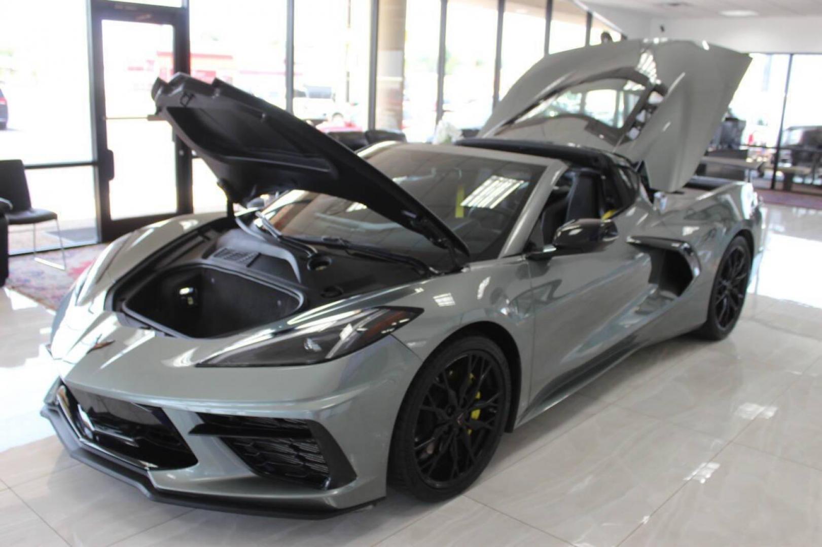 2023 Gray Chevrolet Corvette 1LT Coupe (1G1YA2D41P5) with an 6.2L V8 engine, 8A transmission, located at 4301 NW 39th , Oklahoma City, OK, 73112, (405) 949-5600, 35.512135, -97.598671 - NO DRIVERS LICENCE NO-FULL COVERAGE INSURANCE-NO CREDIT CHECK. COME ON OVER TO SUPERSPORTS AND TAKE A LOOK AND TEST DRIVE. PLEASE GIVE US A CALL AT (405) 949-5600. NO LICENSIA DE MANEJAR- NO SEGURO DE COBERTURA TOTAL- NO VERIFICACCION DE CREDITO. POR FAVOR VENGAN A SUPERSPORTS, ECHE UN - Photo#9