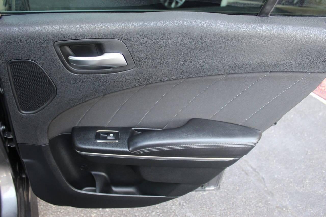 2018 Charcoal Dodge Charger SRT 392 (2C3CDXGJ9JH) with an 6.4L V8 6.4L V8 engine, Automatic 8-Speed transmission, located at 4301 NW 39th , Oklahoma City, OK, 73112, (405) 949-5600, 35.512135, -97.598671 - NO DRIVERS LICENCE NO-FULL COVERAGE INSURANCE-NO CREDIT CHECK. COME ON OVER TO SUPERSPORTS AND TAKE A LOOK AND TEST DRIVE. PLEASE GIVE US A CALL AT (405) 949-5600. NO LICENSIA DE MANEJAR- NO SEGURO DE COBERTURA TOTAL- NO VERIFICACCION DE CREDITO. POR FAVOR VENGAN A SUPERSPORTS, ECHE UN - Photo#14