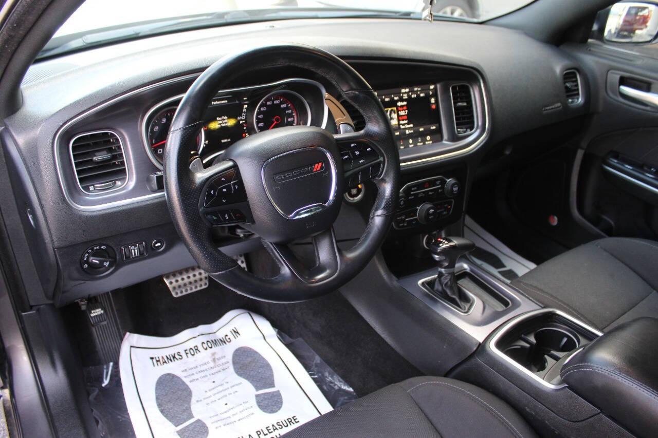 2018 Charcoal Dodge Charger SRT 392 (2C3CDXGJ9JH) with an 6.4L V8 6.4L V8 engine, Automatic 8-Speed transmission, located at 4301 NW 39th , Oklahoma City, OK, 73112, (405) 949-5600, 35.512135, -97.598671 - NO DRIVERS LICENCE NO-FULL COVERAGE INSURANCE-NO CREDIT CHECK. COME ON OVER TO SUPERSPORTS AND TAKE A LOOK AND TEST DRIVE. PLEASE GIVE US A CALL AT (405) 949-5600. NO LICENSIA DE MANEJAR- NO SEGURO DE COBERTURA TOTAL- NO VERIFICACCION DE CREDITO. POR FAVOR VENGAN A SUPERSPORTS, ECHE UN - Photo#18