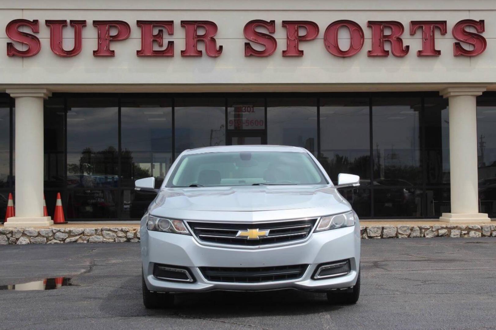 2018 Silver Chevrolet Impala LT (2G1105S33J9) with an 3.6L V6 DOHC 24V engine, 6A transmission, located at 4301 NW 39th , Oklahoma City, OK, 73112, (405) 949-5600, 35.512135, -97.598671 - NO DRIVERS LICENCE NO-FULL COVERAGE INSURANCE-NO CREDIT CHECK. COME ON OVER TO SUPERSPORTS AND TAKE A LOOK AND TEST DRIVE. PLEASE GIVE US A CALL AT (405) 949-5600. NO LICENSIA DE MANEJAR- NO SEGURO DE COBERTURA TOTAL- NO VERIFICACCION DE CREDITO. POR FAVOR VENGAN A SUPERSPORTS, ECHE UN - Photo#2