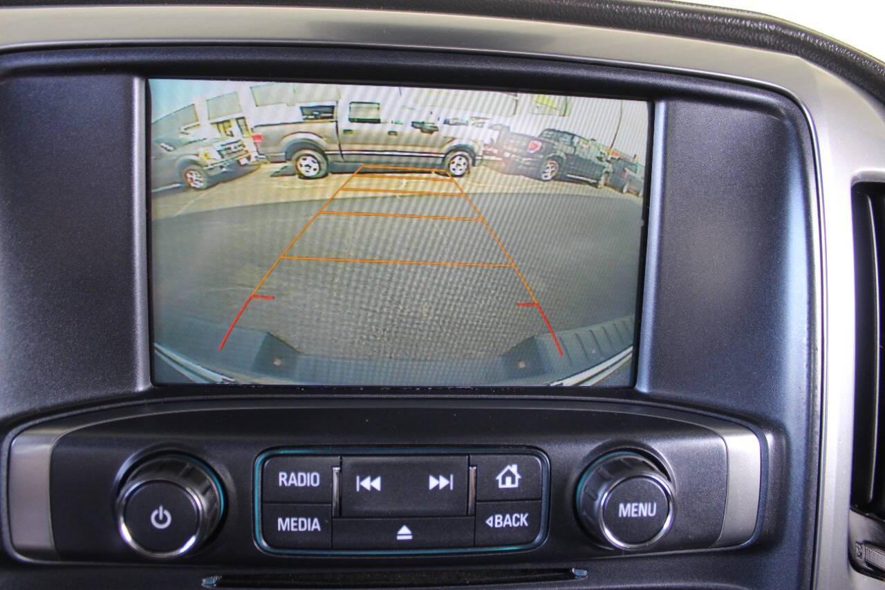 2017 Black Chevrolet Silverado 1500 LTZ Crew Cab Long Box 4WD (3GCUKSEC7HG) with an 5.3L V8 5.3L V8 engine, Automatic 8-Speed transmission, located at 4301 NW 39th , Oklahoma City, OK, 73112, (405) 949-5600, 35.512135, -97.598671 - NO DRIVERS LICENCE NO-FULL COVERAGE INSURANCE-NO CREDIT CHECK. COME ON OVER TO SUPERSPORTS AND TAKE A LOOK AND TEST DRIVE PLEASE GIVE US A CALL AT (405) 949-5600. NO LICENSIA DE MANEJAR- NO SEGURO DE COBERTURA TOTAL- NO VERIFICACCION DE CREDITO. POR FAVOR VENGAN A SUPERSPORTS, ECHE UN V - Photo#19