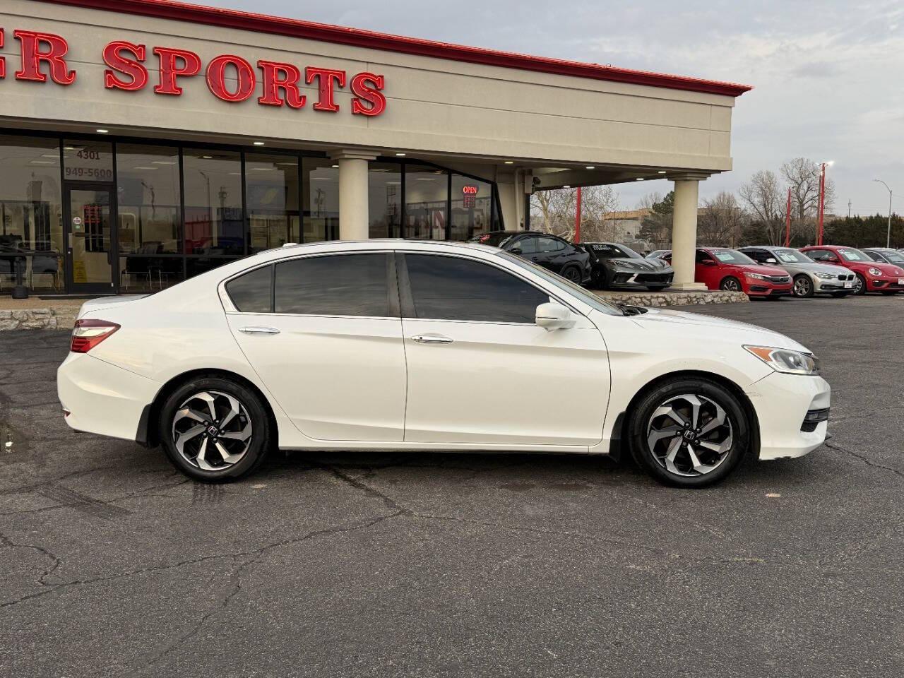 2017 White Honda Accord EX-L Sedan CVT (1HGCR2F87HA) with an 2.4L I4 2.4L I4 engine, CVT transmission, located at 4301 NW 39th , Oklahoma City, OK, 73112, (405) 949-5600, 35.512135, -97.598671 - NO DRIVERS LICENCE NO-FULL COVERAGE INSURANCE-NO CREDIT CHECK. COME ON OVER TO SUPERSPORTS AND TAKE A LOOK AND TEST DRIVE. PLEASE GIVE US A CALL AT (405) 949-5600. NO LICENSIA DE MANEJAR- NO SEGURO DE COBERTURA TOTAL- NO VERIFICACCION DE CREDITO. POR FAVOR VENGAN A SUPERSPORTS, ECHE UN - Photo#2