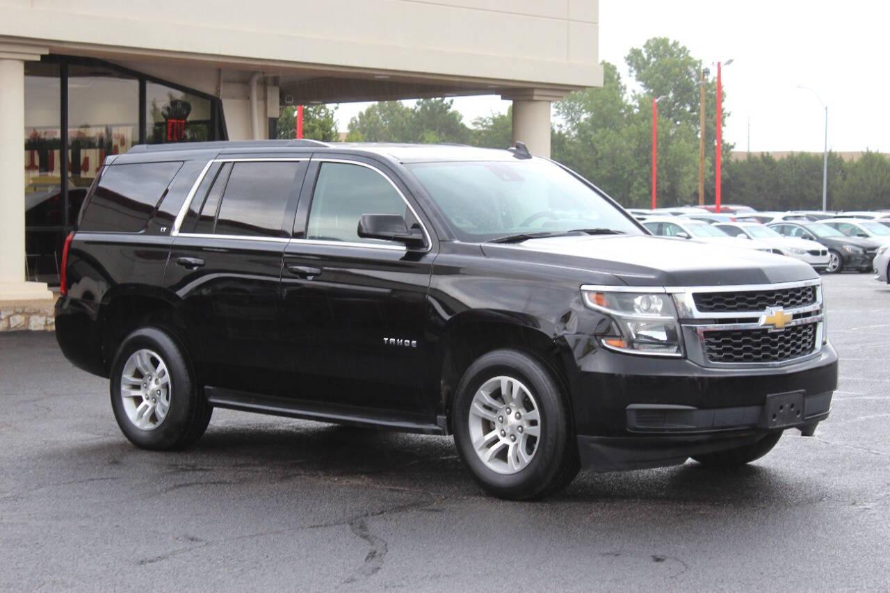 2019 Black Chevrolet Tahoe LT 4WD (1GNSKBKC3KR) with an 5.3L V8 5.3L V8 engine, Automatic 6-Speed transmission, located at 4301 NW 39th , Oklahoma City, OK, 73112, (405) 949-5600, 35.512135, -97.598671 - NO DRIVERS LICENCE NO-FULL COVERAGE INSURANCE-NO CREDIT CHECK. COME ON OVER TO SUPERSPORTS AND TAKE A LOOK AND TEST DRIVE. PLEASE GIVE US A CALL AT (405) 949-5600. NO LICENSIA DE MANEJAR- NO SEGURO DE COBERTURA TOTAL- NO VERIFICACCION DE CREDITO. POR FAVOR VENGAN A SUPERSPORTS, ECHE UN - Photo#0