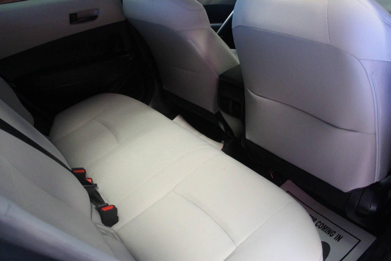 2023 White Toyota Corolla Cross L AWD (7MUAAAAG1PV) with an 2.0L L4 DOHC 16V engine, CVT transmission, located at 4301 NW 39th , Oklahoma City, OK, 73112, (405) 949-5600, 35.512135, -97.598671 - NO DRIVERS LICENCE -NO FULL COVERAGE INSURANCE - NO CREDIT CHECK. COME ON OVER TO SUPERSPORTS, TAKE A LOOK AND TEST DRIVE. PLEASE GIVE US A CALL AT (405) 949-5600. NO LICENCIA DE CONDUCIR - NO SEGURO DE COBERTURA TOTAL - NO VERIFICACION DE CREDITO. VISITENOS EN SUPERSPORTS, MIRE NUESTRO - Photo#10