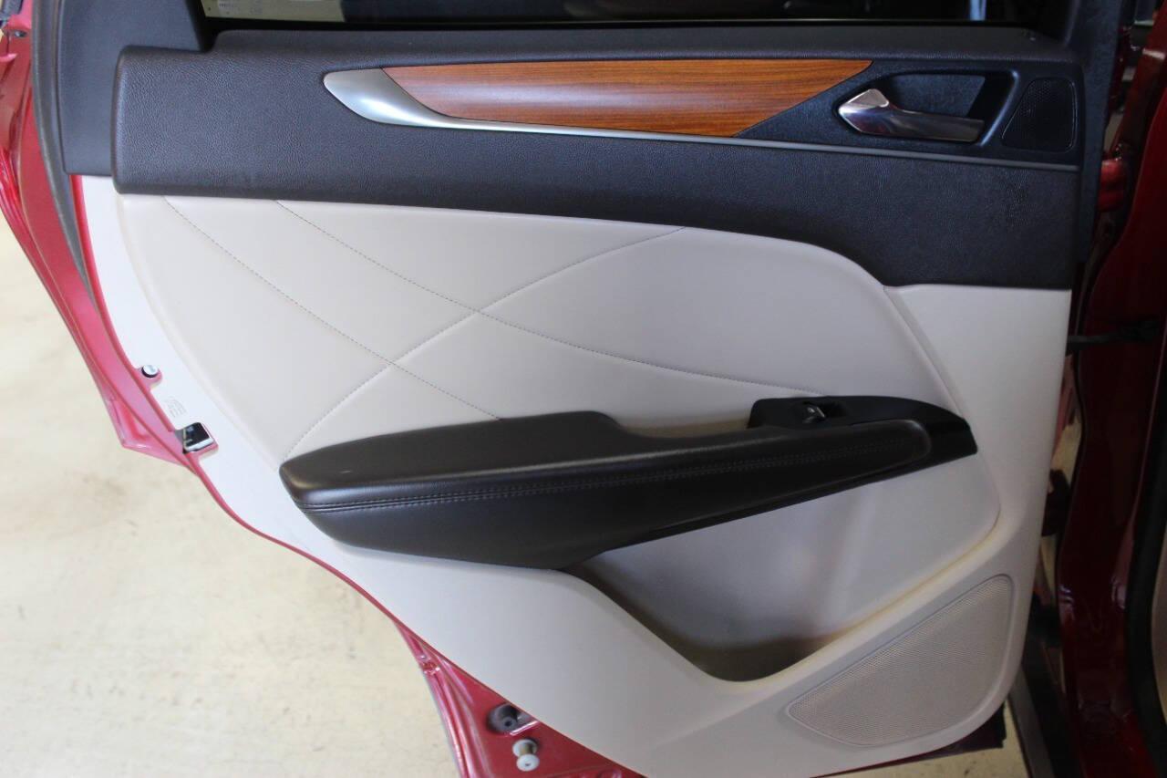 2019 Burgundy Lincoln MKC Select FWD (5LMCJ2C94KU) with an 2.0L L4 DOHC 16V engine, 6A transmission, located at 4301 NW 39th , Oklahoma City, OK, 73112, (405) 949-5600, 35.512135, -97.598671 - NO DRIVERS LICENCE -NO FULL COVERAGE INSURANCE - NO CREDIT CHECK. COME ON OVER TO SUPERSPORTS, TAKE A LOOK AND TEST DRIVE. PLEASE GIVE US A CALL AT (405) 949-5600. NO LICENCIA DE CONDUCIR - NO SEGURO DE COBERTURA TOTAL - NO VERIFICACION DE CREDITO. VISITENOS EN SUPERSPORTS, MIRE NUESTRO - Photo#13