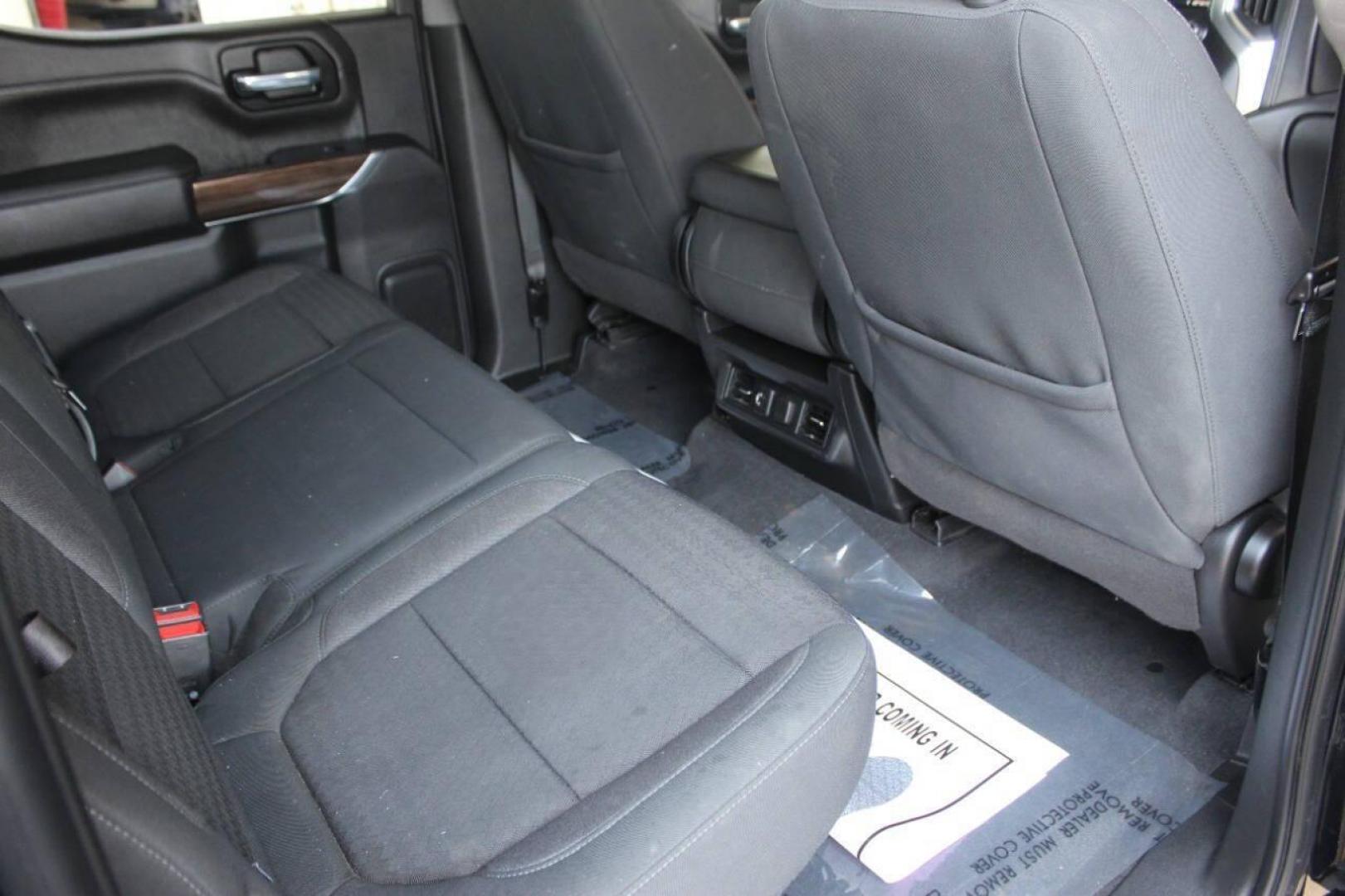 2020 Black Chevrolet Silverado 1500 RST Crew Cab 4WD (3GCUYEED5LG) with an 5.3L V8 OHV 16V engine, 6A transmission, located at 4301 NW 39th , Oklahoma City, OK, 73112, (405) 949-5600, 35.512135, -97.598671 - Photo#10