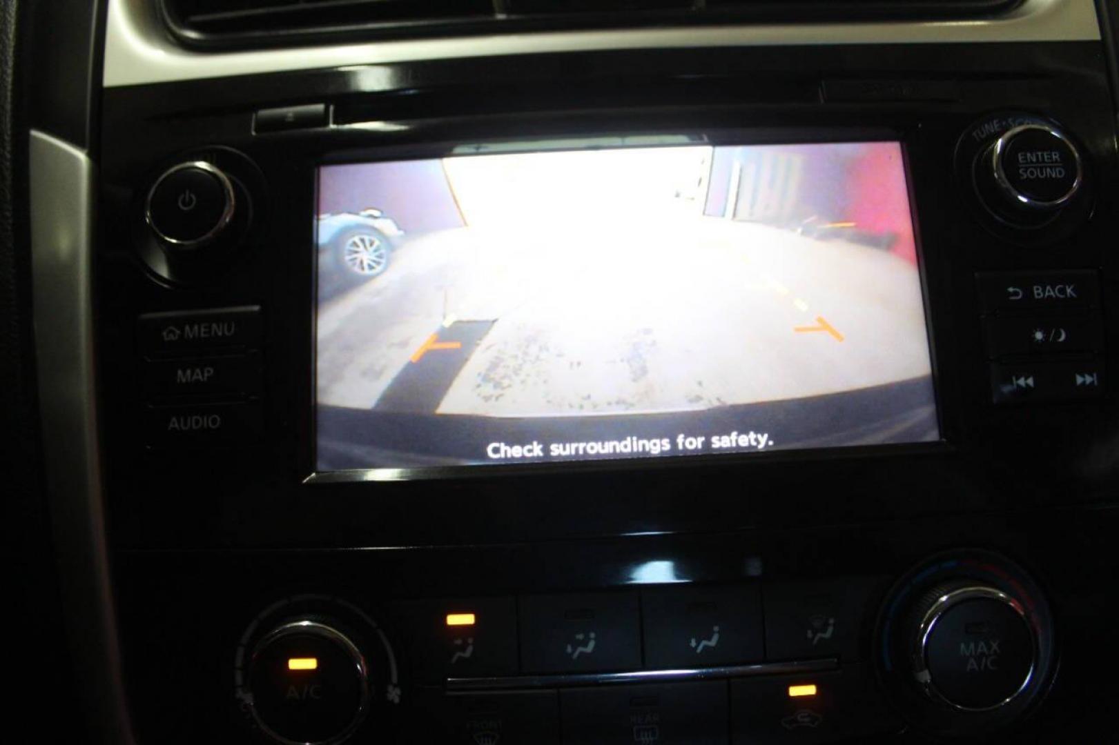 2018 Black Nissan Altima 2.5 (1N4AL3AP0JC) with an 2.5L L4 DOHC 16V engine, CVT transmission, located at 4301 NW 39th , Oklahoma City, OK, 73112, (405) 949-5600, 35.512135, -97.598671 - Photo#19