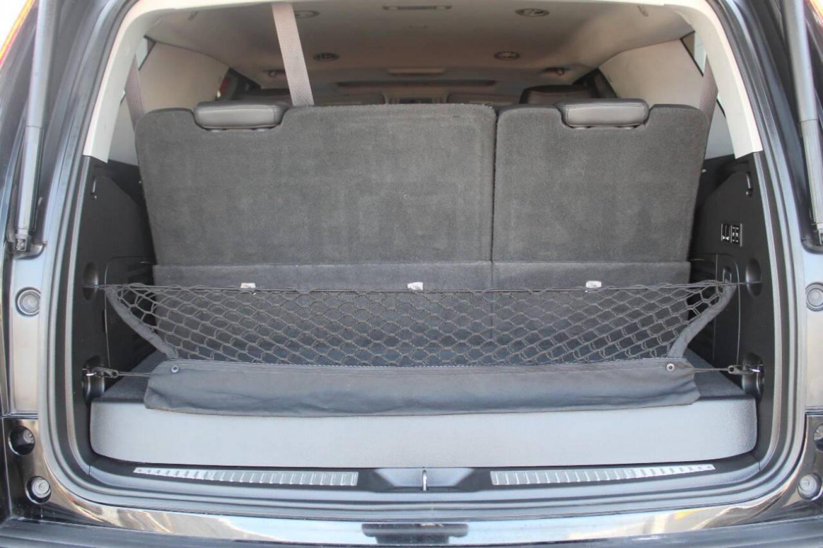 2016 Black Cadillac Escalade Luxury 2WD (1GYS3BKJ4GR) with an 6.2L V8 OHV 16V FFV engine, 6A transmission, located at 4301 NW 39th , Oklahoma City, OK, 73112, (405) 949-5600, 35.512135, -97.598671 - NO DRIVERS LICENCE NO-FULL COVERAGE INSURANCE-NO CREDIT CHECK. COME ON OVER TO SUPERSPORTS AND TAKE A LOOK AND TEST DRIVE. PLEASE GIVE US A CALL AT (405) 949-5600. NO LICENSIA DE MANEJAR- NO SEGURO DE COBERTURA TOTAL- NO VERIFICACCION DE CREDITO. POR FAVOR VENGAN A SUPERSPORTS, ECHE UN - Photo#13