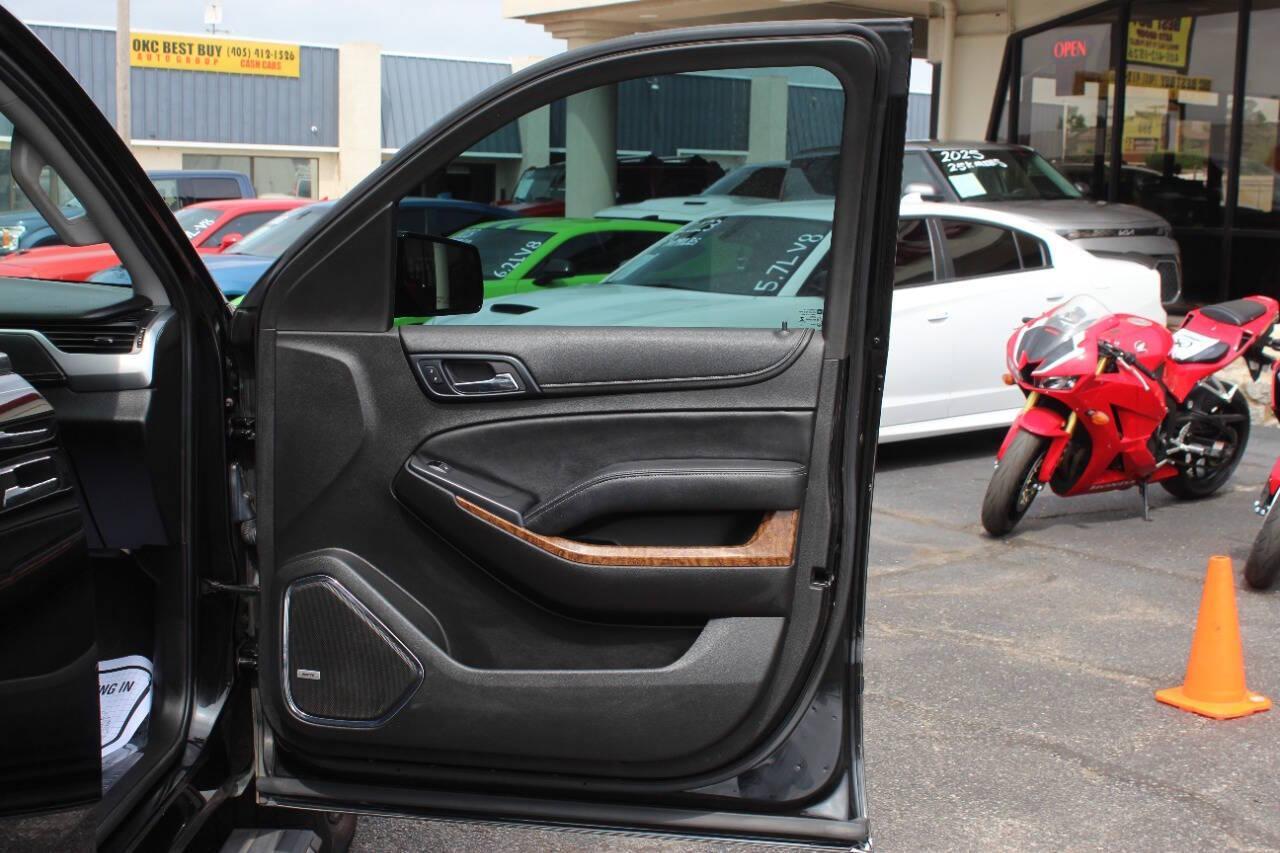 2015 Black Chevrolet Tahoe LTZ 4WD (1GNSKCKC9FR) with an 5.3L V8 5.3L V8 engine, Automatic 6-Speed transmission, located at 4301 NW 39th , Oklahoma City, OK, 73112, (405) 949-5600, 35.512135, -97.598671 - NO DRIVERS LICENCE NO-FULL COVERAGE INSURANCE-NO CREDIT CHECK. COME ON OVER TO SUPERSPORTS AND TAKE A LOOK AND TEST DRIVE. PLEASE GIVE US A CALL AT (405) 949-5600. NO LICENSIA DE MANEJAR- NO SEGURO DE COBERTURA TOTAL- NO VERIFICACCION DE CREDITO. POR FAVOR VENGAN A SUPERSPORTS, ECHE UN - Photo#11