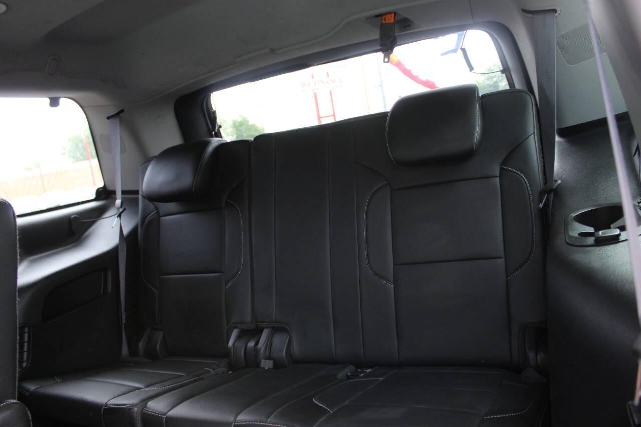 2015 Black Chevrolet Tahoe LTZ 4WD (1GNSKCKC9FR) with an 5.3L V8 5.3L V8 engine, Automatic 6-Speed transmission, located at 4301 NW 39th , Oklahoma City, OK, 73112, (405) 949-5600, 35.512135, -97.598671 - NO DRIVERS LICENCE NO-FULL COVERAGE INSURANCE-NO CREDIT CHECK. COME ON OVER TO SUPERSPORTS AND TAKE A LOOK AND TEST DRIVE. PLEASE GIVE US A CALL AT (405) 949-5600. NO LICENSIA DE MANEJAR- NO SEGURO DE COBERTURA TOTAL- NO VERIFICACCION DE CREDITO. POR FAVOR VENGAN A SUPERSPORTS, ECHE UN - Photo#17
