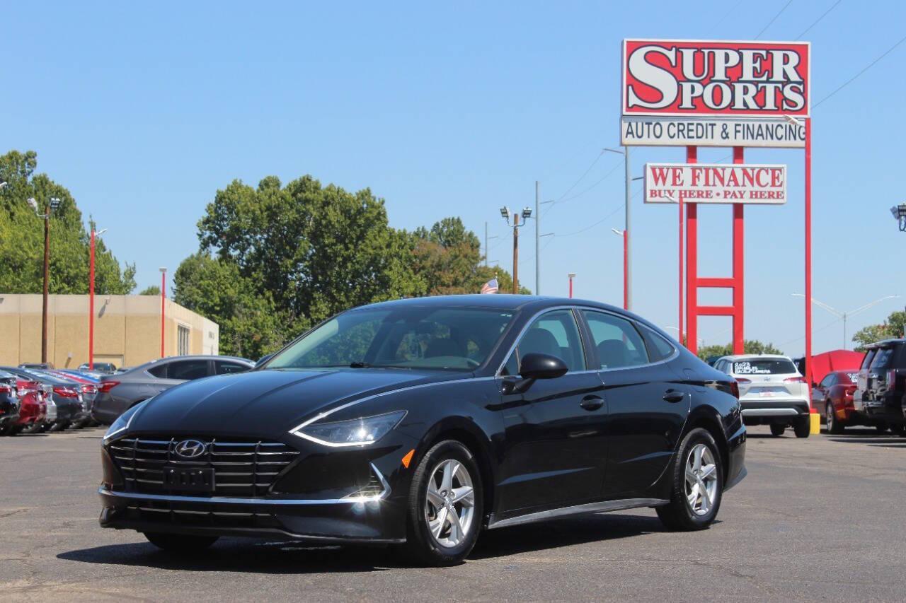 2021 Black Hyundai Sonata SE (5NPEG4JA9MH) with an 2.5L I4 2.5L I4 engine, Automatic 8-Speed transmission, located at 4301 NW 39th , Oklahoma City, OK, 73112, (405) 949-5600, 35.512135, -97.598671 - NO DRIVERS LICENCE NO-FULL COVERAGE INSURANCE-NO CREDIT CHECK. COME ON OVER TO SUPERSPORTS AND TAKE A LOOK AND TEST DRIVE. PLEASE GIVE US A CALL AT (405) 949-5600. NO LICENSIA DE MANEJAR- NO SEGURO DE COBERTURA TOTAL- NO VERIFICACCION DE CREDITO. POR FAVOR VENGAN A SUPERSPORTS, ECHE UN - Photo#6