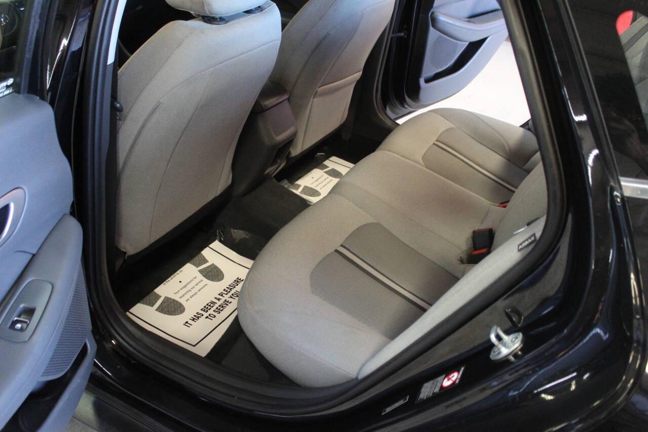 2021 Black Hyundai Sonata SE (5NPEG4JA9MH) with an 2.5L I4 2.5L I4 engine, Automatic 8-Speed transmission, located at 4301 NW 39th , Oklahoma City, OK, 73112, (405) 949-5600, 35.512135, -97.598671 - NO DRIVERS LICENCE NO-FULL COVERAGE INSURANCE-NO CREDIT CHECK. COME ON OVER TO SUPERSPORTS AND TAKE A LOOK AND TEST DRIVE. PLEASE GIVE US A CALL AT (405) 949-5600. NO LICENSIA DE MANEJAR- NO SEGURO DE COBERTURA TOTAL- NO VERIFICACCION DE CREDITO. POR FAVOR VENGAN A SUPERSPORTS, ECHE UN - Photo#13