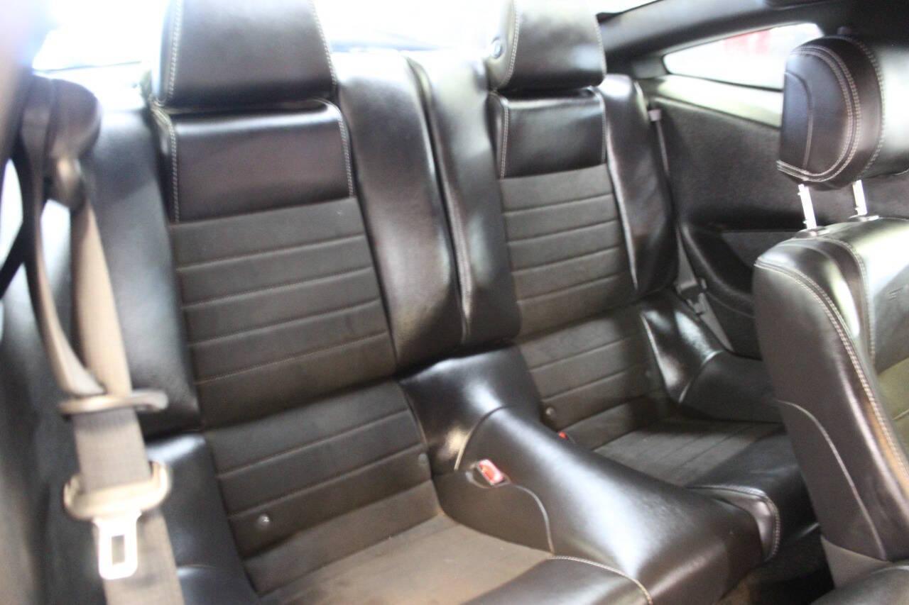 2013 Black Ford Mustang GT Coupe (1ZVBP8CF1D5) with an 5.0L V8 5.0L V8 engine, Manual 6-Speed transmission, located at 4301 NW 39th , Oklahoma City, OK, 73112, (405) 949-5600, 35.512135, -97.598671 - NO DRIVERS LICENCE NO-FULL COVERAGE INSURANCE-NO CREDIT CHECK. COME ON OVER TO SUPERSPORTS AND TAKE A LOOK AND TEST DRIVE. PLEASE GIVE US A CALL AT (405) 949-5600. NO LICENSIA DE MANEJAR- NO SEGURO DE COBERTURA TOTAL- NO VERIFICACCION DE CREDITO. POR FAVOR VENGAN A SUPERSPORTS, ECHE UN - Photo#10