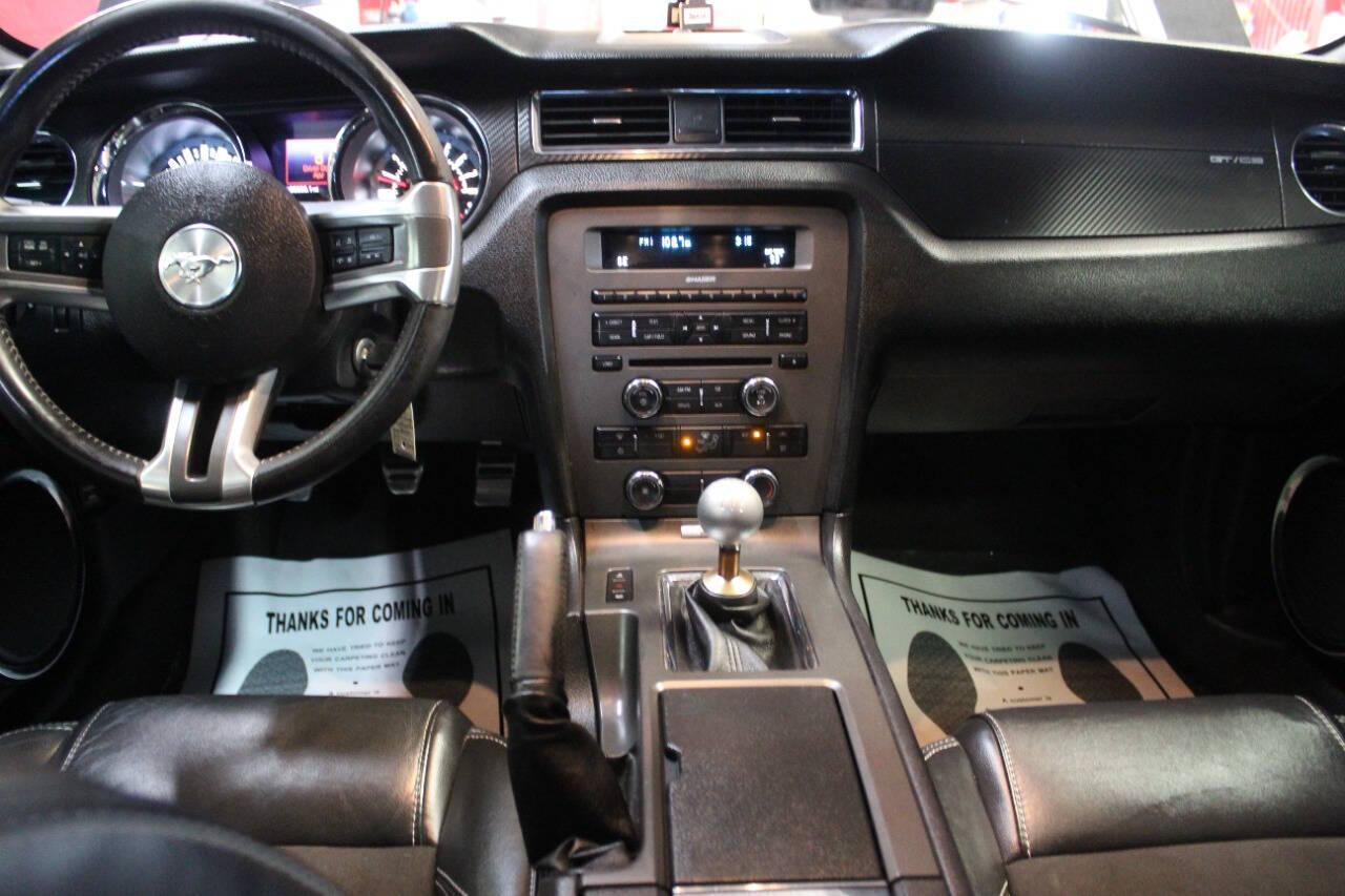 2013 Black Ford Mustang GT Coupe (1ZVBP8CF1D5) with an 5.0L V8 5.0L V8 engine, Manual 6-Speed transmission, located at 4301 NW 39th , Oklahoma City, OK, 73112, (405) 949-5600, 35.512135, -97.598671 - NO DRIVERS LICENCE NO-FULL COVERAGE INSURANCE-NO CREDIT CHECK. COME ON OVER TO SUPERSPORTS AND TAKE A LOOK AND TEST DRIVE. PLEASE GIVE US A CALL AT (405) 949-5600. NO LICENSIA DE MANEJAR- NO SEGURO DE COBERTURA TOTAL- NO VERIFICACCION DE CREDITO. POR FAVOR VENGAN A SUPERSPORTS, ECHE UN - Photo#15