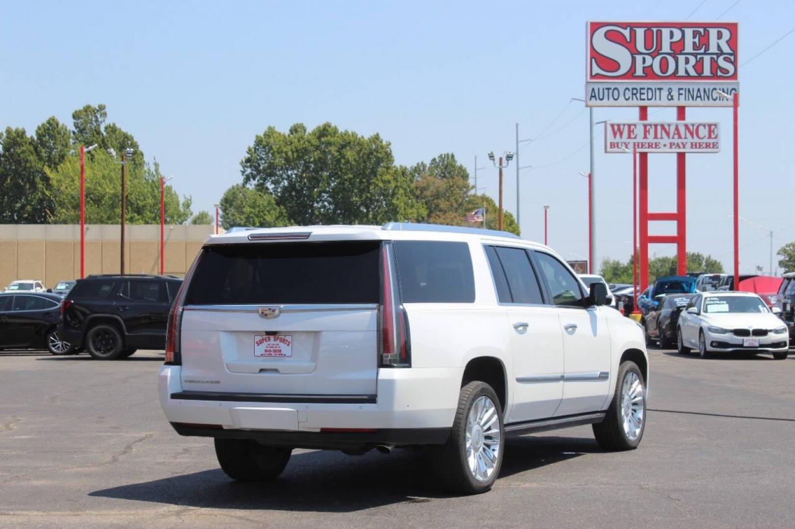 2018 White Cadillac Escalade ESV 2WD Platinum (1GYS3KKJ6JR) with an 6.2L V8 OHV 16V FFV engine, 8A transmission, located at 4301 NW 39th , Oklahoma City, OK, 73112, (405) 949-5600, 35.512135, -97.598671 - NO DRIVERS LICENCE NO-FULL COVERAGE INSURANCE-NO CREDIT CHECK. COME ON OVER TO SUPERSPORTS AND TAKE A LOOK AND TEST DRIVE. PLEASE GIVE US A CALL AT (405) 949-5600. NO LICENSIA DE MANEJAR- NO SEGURO DE COBERTURA TOTAL- NO VERIFICACCION DE CREDITO. POR FAVOR VENGAN A SUPERSPORTS, ECHE UN - Photo#3