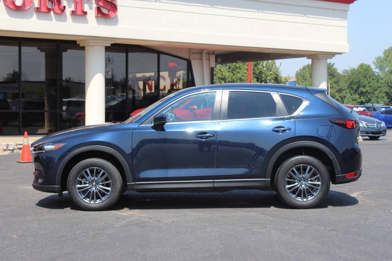 2019 Blue Mazda CX-5 Touring AWD (JM3KFBCMXK1) with an 2.5L I4 2.5L I4 engine, Automatic 6-Speed transmission, located at 4301 NW 39th , Oklahoma City, OK, 73112, (405) 949-5600, 35.512135, -97.598671 - NO DRIVERS LICENCE NO-FULL COVERAGE INSURANCE-NO CREDIT CHECK. COME ON OVER TO SUPERSPORTS AND TAKE A LOOK AND TEST DRIVE. PLEASE GIVE US A CALL AT (405) 949-5600. NO LICENSIA DE MANEJAR- NO SEGURO DE COBERTURA TOTAL- NO VERIFICACCION DE CREDITO. POR FAVOR VENGAN A SUPERSPORTS, ECHE UN - Photo#5